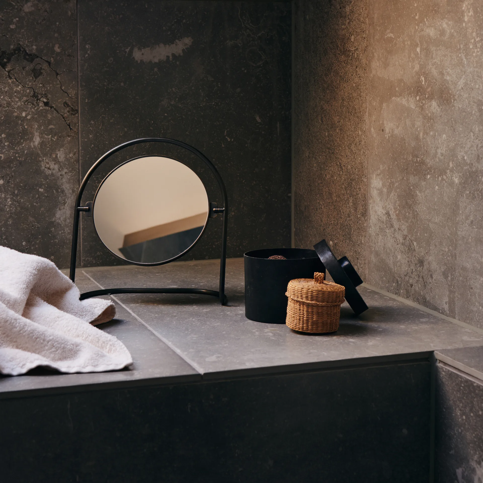 Nimbus pöytäpeili 25 cm, Pronssattu messinki Audo Copenhagen