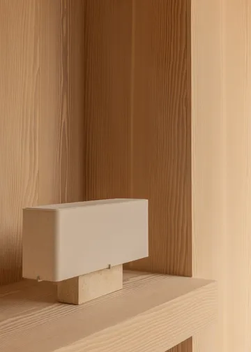 Nonna pöytälamppu 30 cm - Travertine-hiekka - Audo Copenhagen