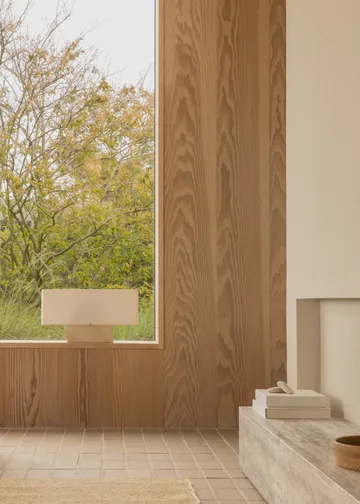 Nonna pöytälamppu 30 cm - Travertine-hiekka - Audo Copenhagen