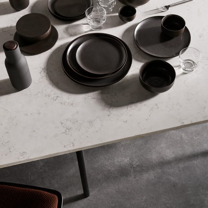 Norm illallislautanen Ø 27 cm - Dark Glazed - Audo Copenhagen