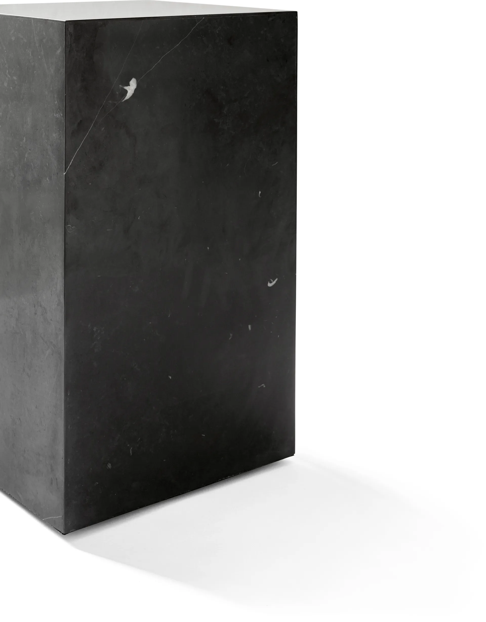 Plinth tall -sivupöytä 30 x 30 x 51 cm, Black Audo Copenhagen