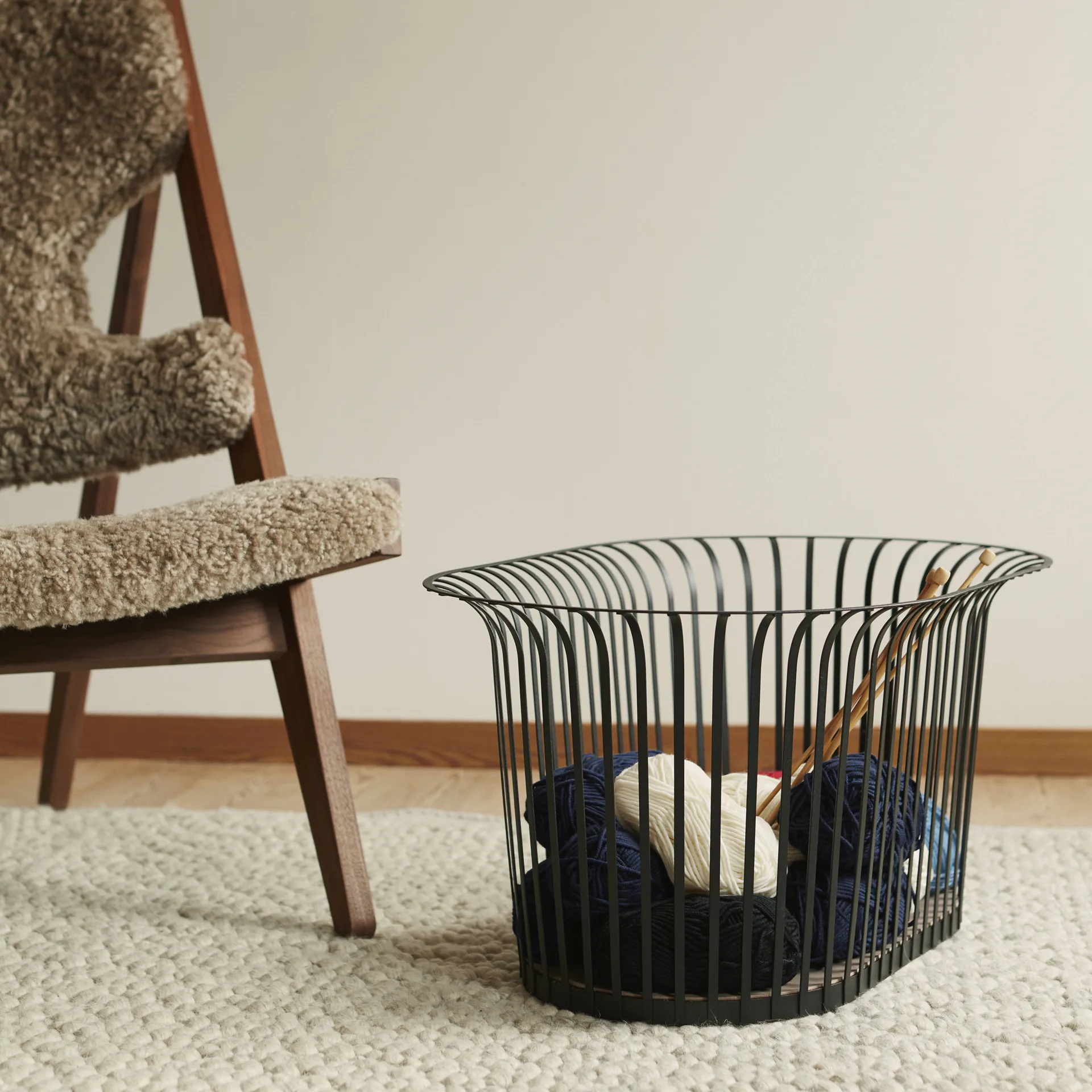 Ribbon kori, Musta Audo Copenhagen