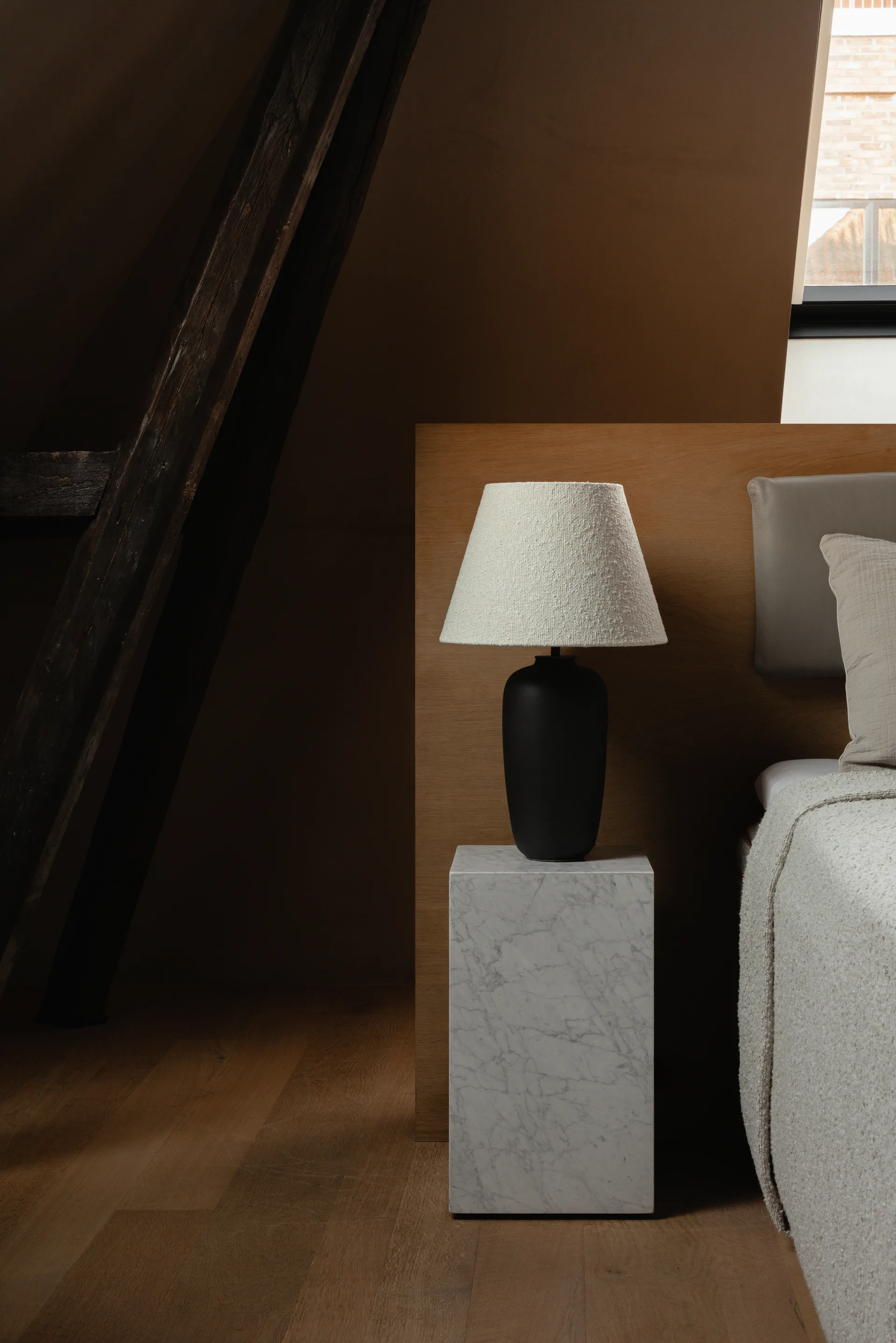 Torso pöytävalaisin 57 cm Limited Edition, Oceano-Snow Audo Copenhagen