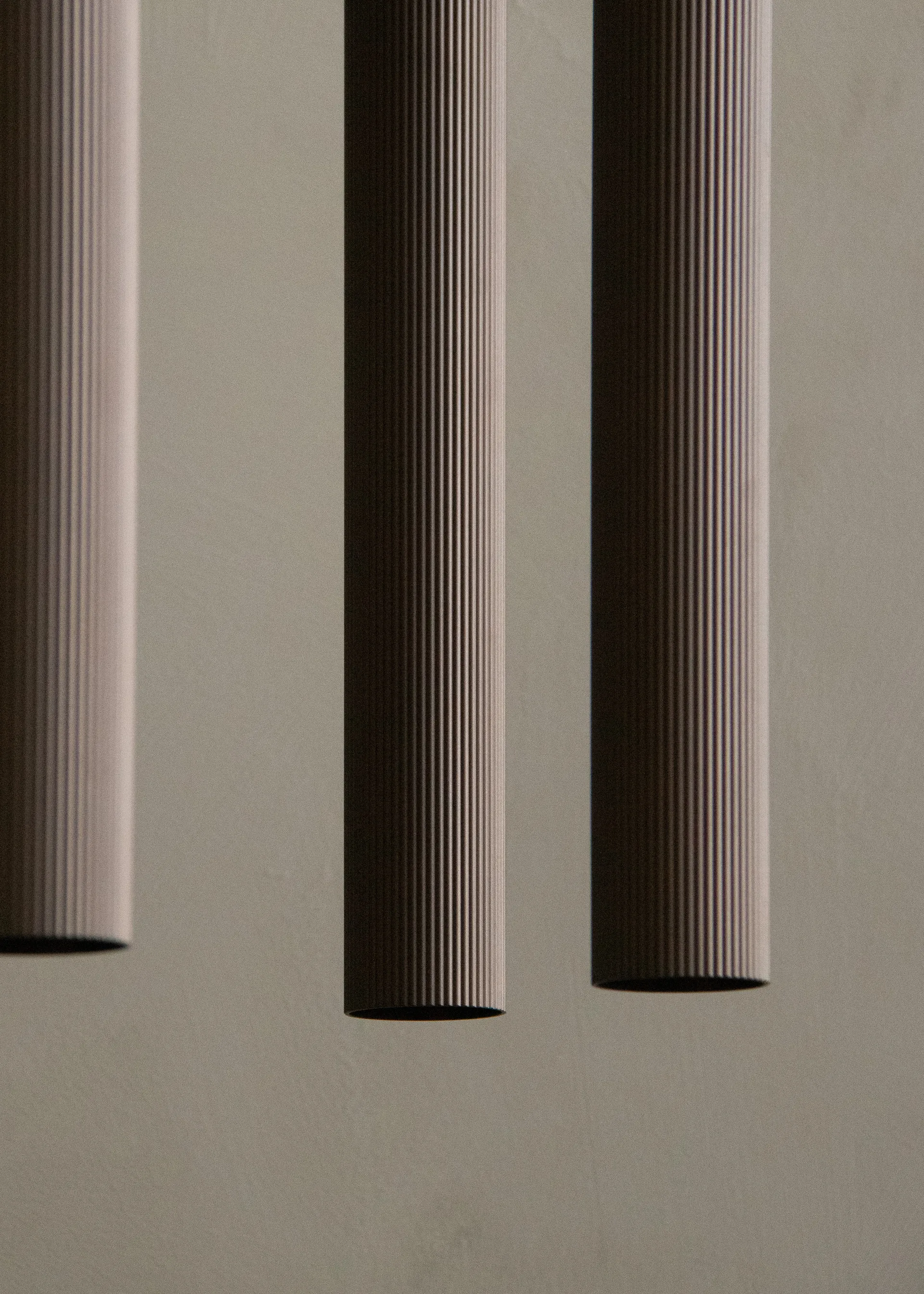 Tubulaire kattokruunu 20, Anodized bronzed Audo Copenhagen