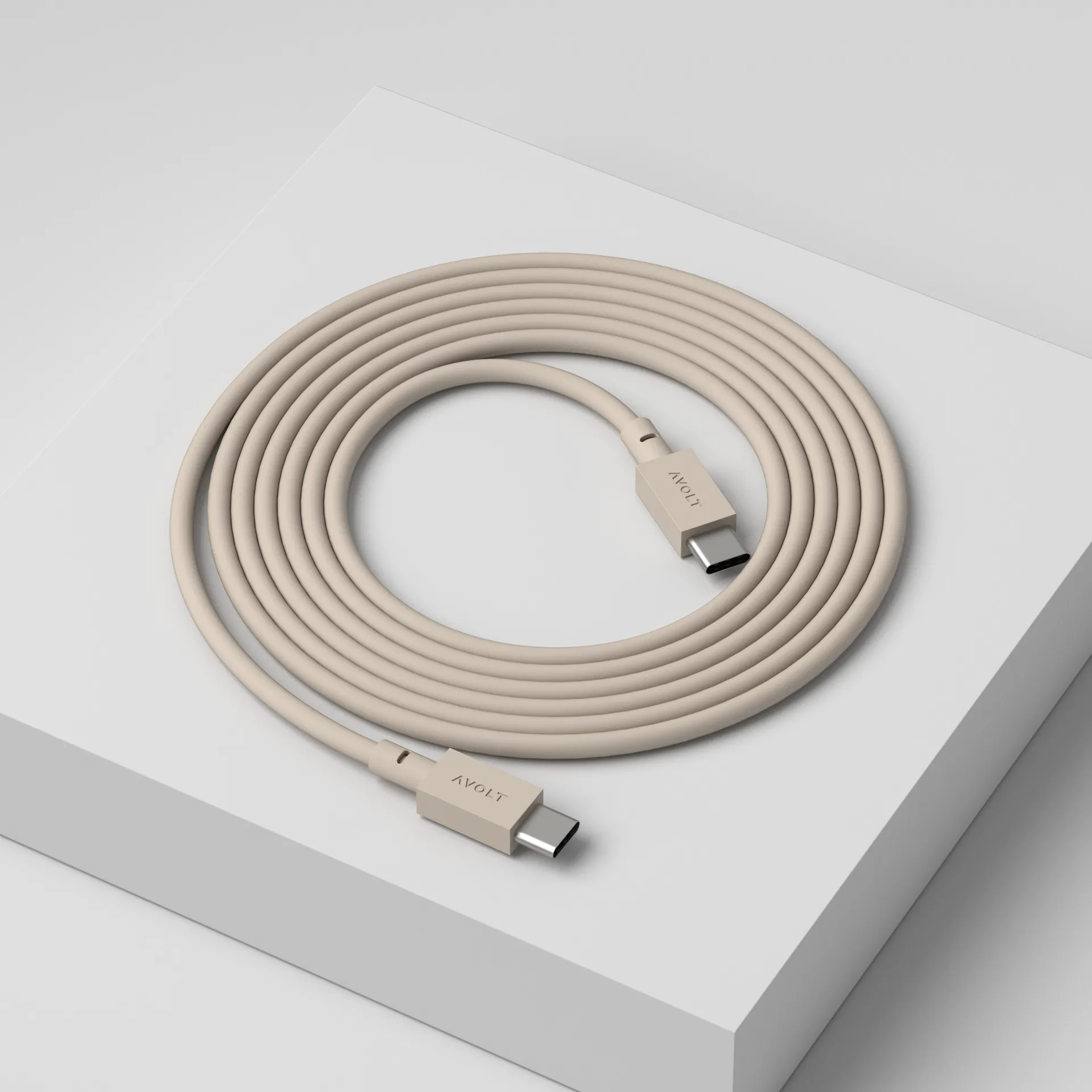 Cable 1 USB-C - USB-C latauskaapeliin 2 m, Nomad sand Avolt