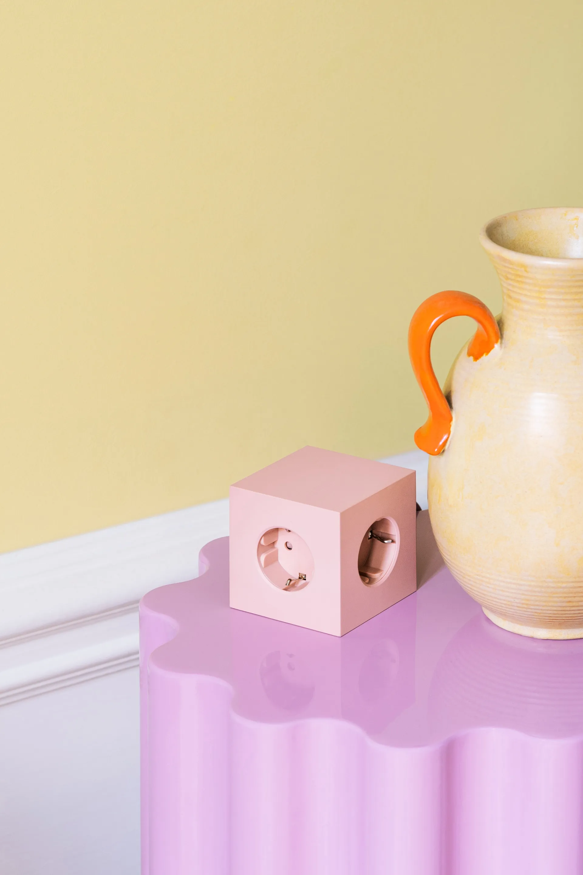 Square 1 pistorasia USB-C 30W 1,8 m, Vanha vaaleanpunainen Avolt