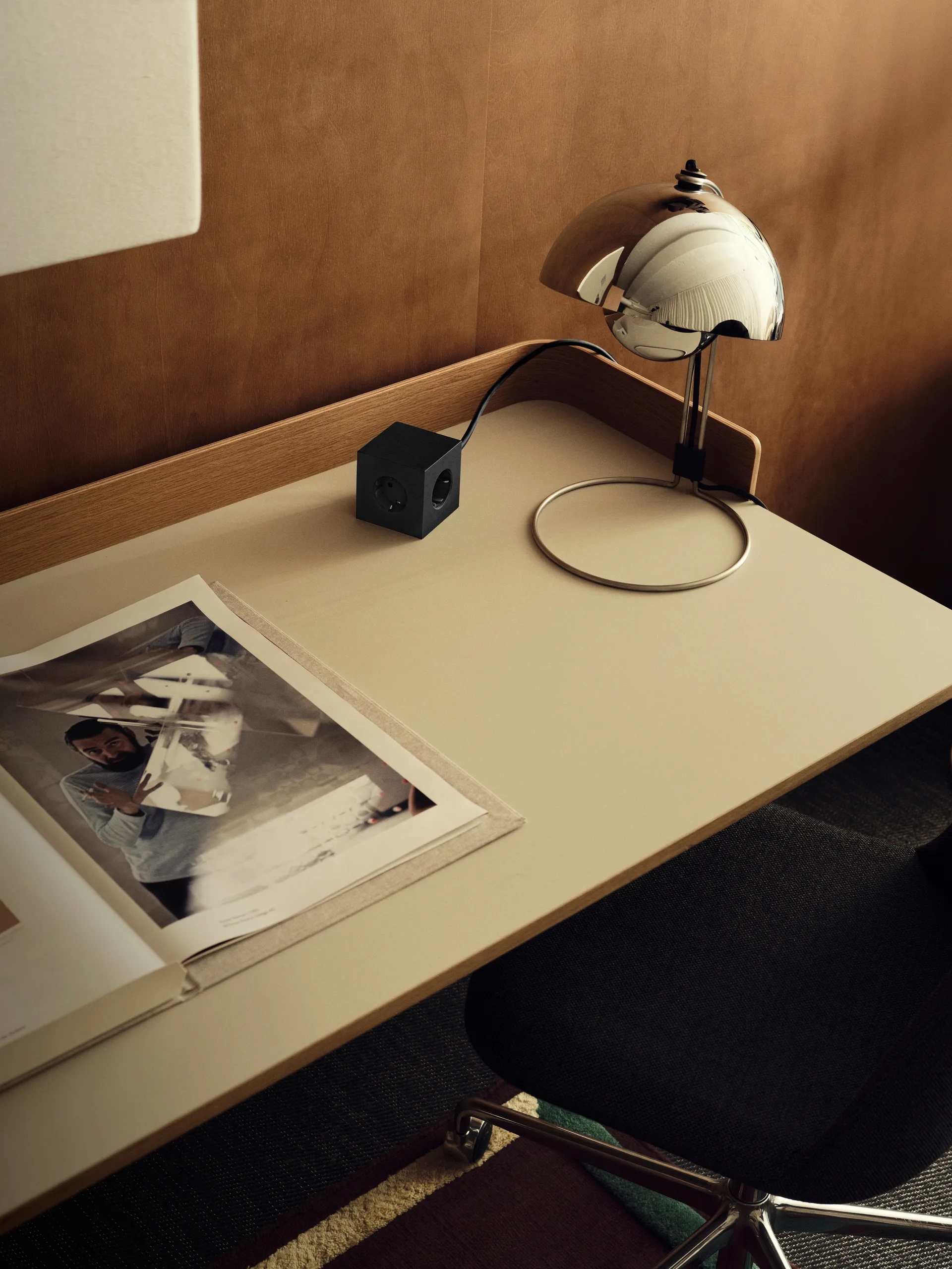 Square 1 pistorasia USB-C 30W 3 m, Stockholm Black Avolt