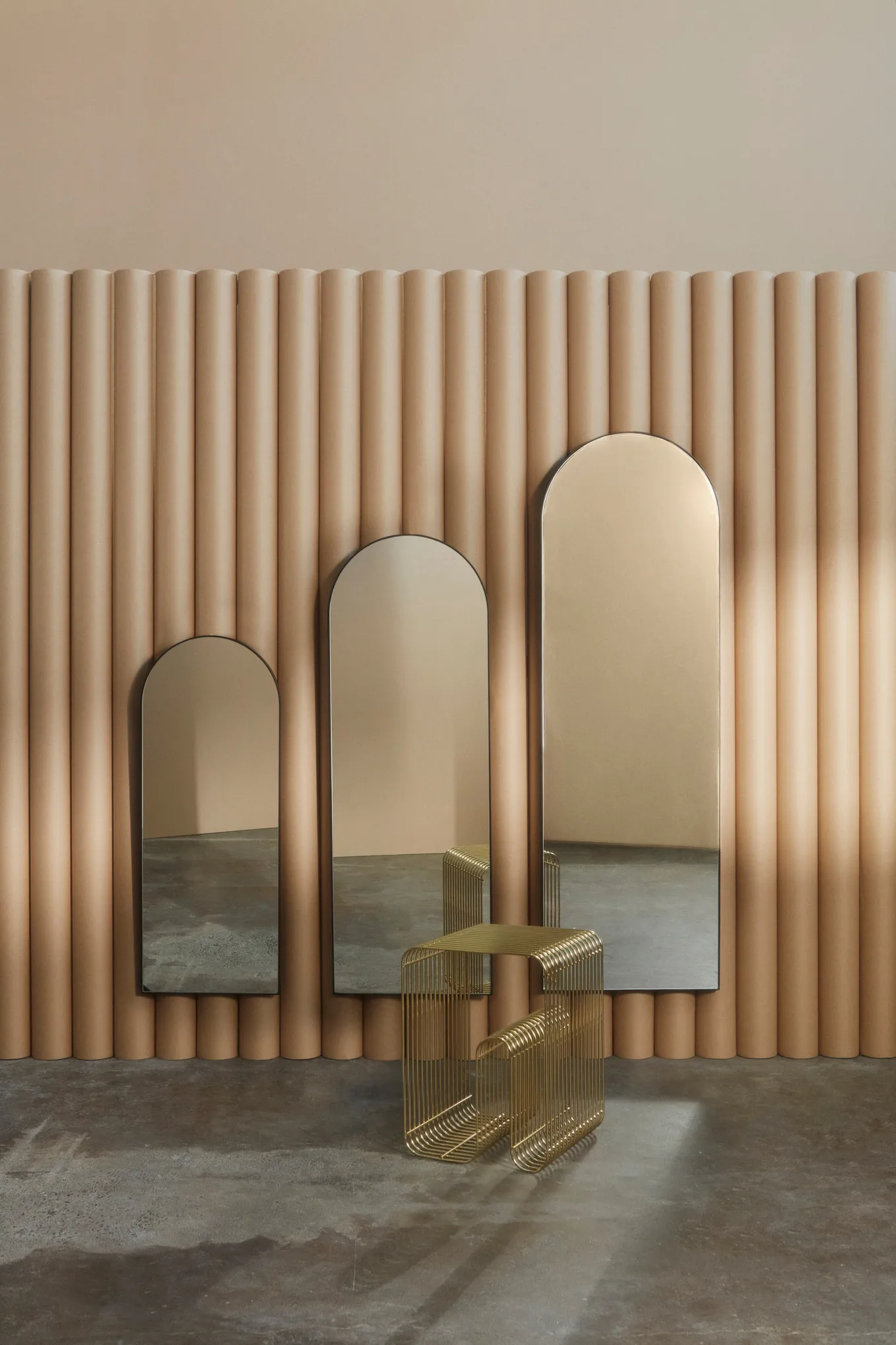 Arcus peili 115 cm, Musta AYTM