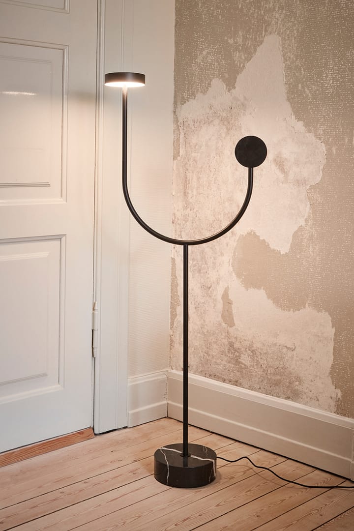 GRASIL lattiavalaisin 51,5 x 127,6 cm, Black/Black AYTM