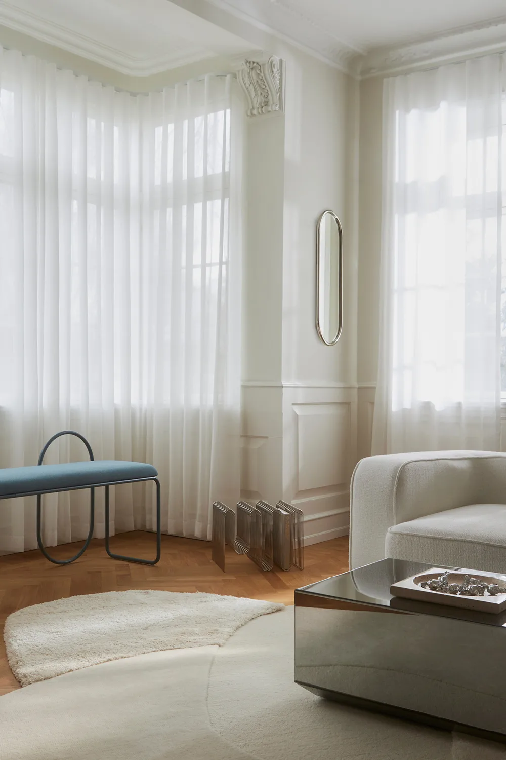 Speculum sohvapöytä 60x120 cm, Musta AYTM