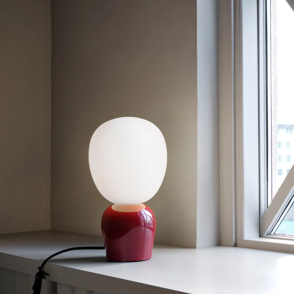 Buddy pöytävalaisin opaalilasi, Viininpunainen Belid