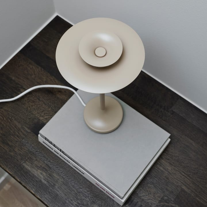 Picasso pöytävalaisin 34,8 cm, Nougat Belid