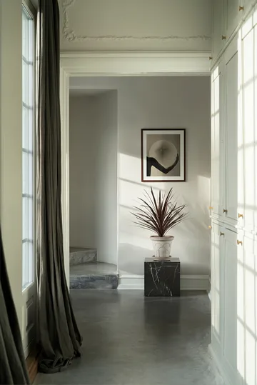 Fleur ruukku aluslautasella 2 osaa - Grey, Ø25 cm - Bergs Potter