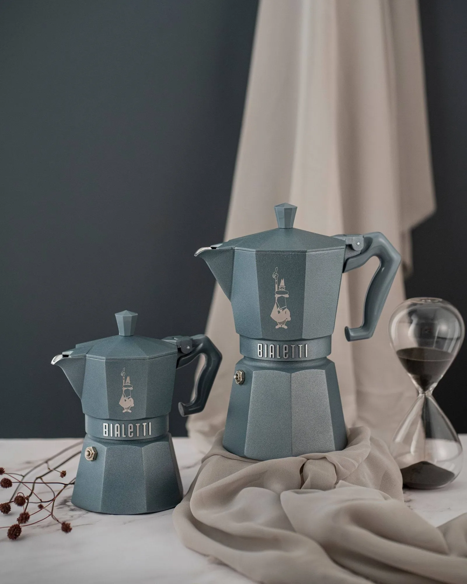 Bialetti exclusive mokkakeitin induktiolle, Harmaa, 3 kuppia Bialetti