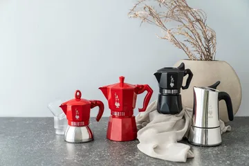 Bialetti exclusive mokkakeitin - Punainen, 3 kuppia - Bialetti