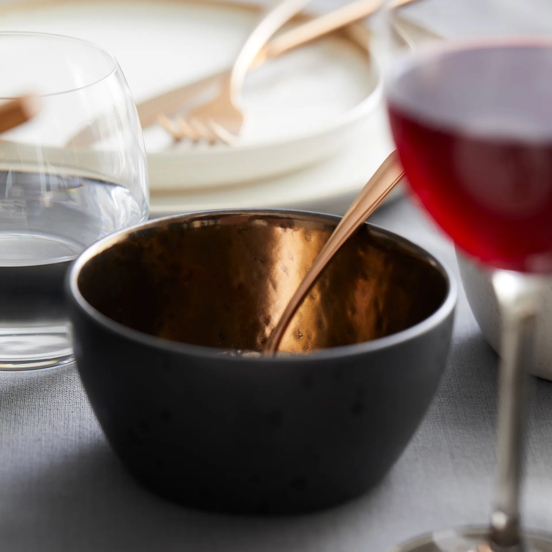 Bitz kulho Ø 10 cm musta, Musta-pronssi Bitz