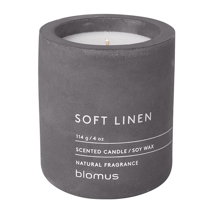 Fraga tuoksukynttilä 24 tuntia - Soft Linen-Magnet - Blomus