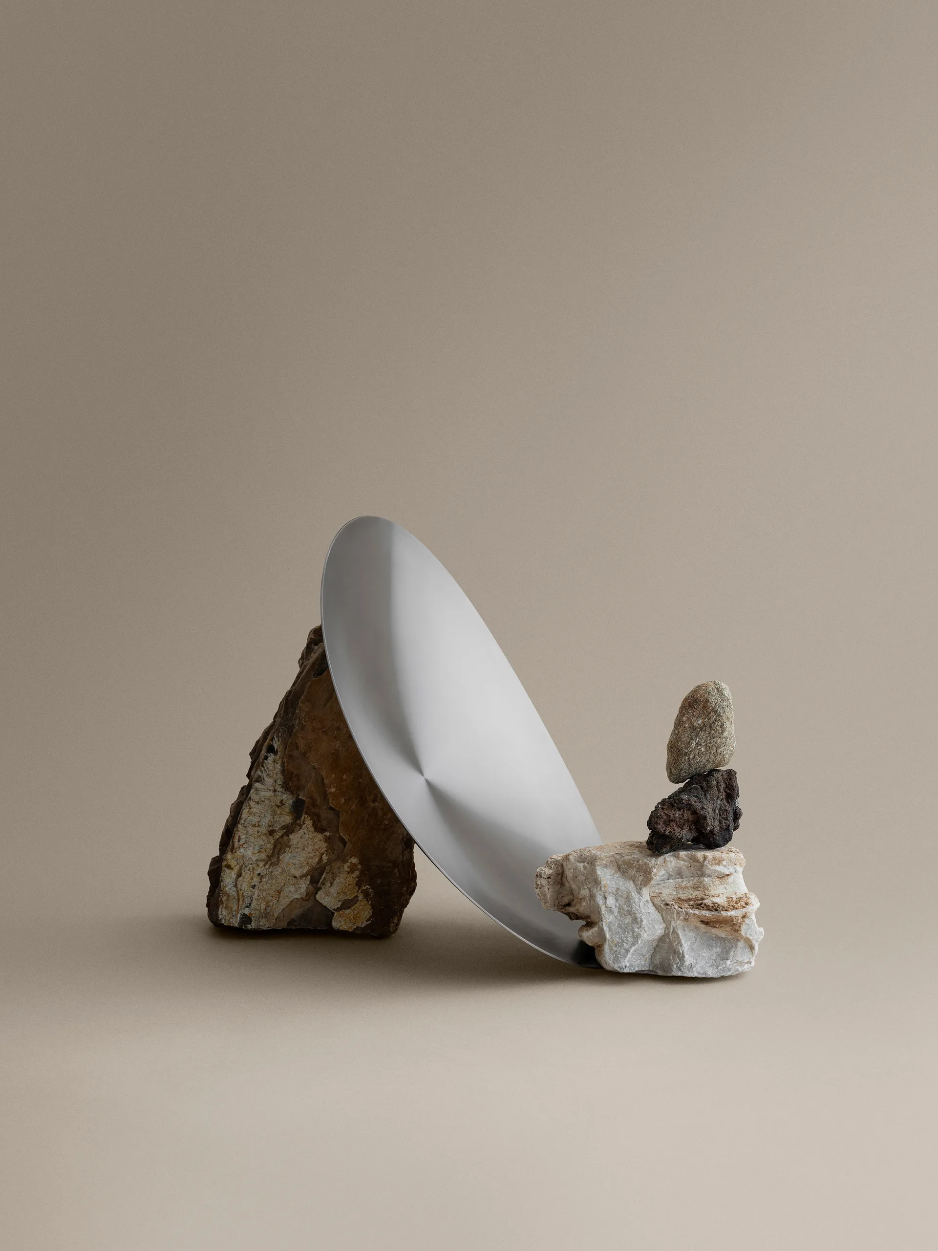 ONDEA kulho S 28,5x34 cm, Ruostumaton teräs mattapintainen blomus