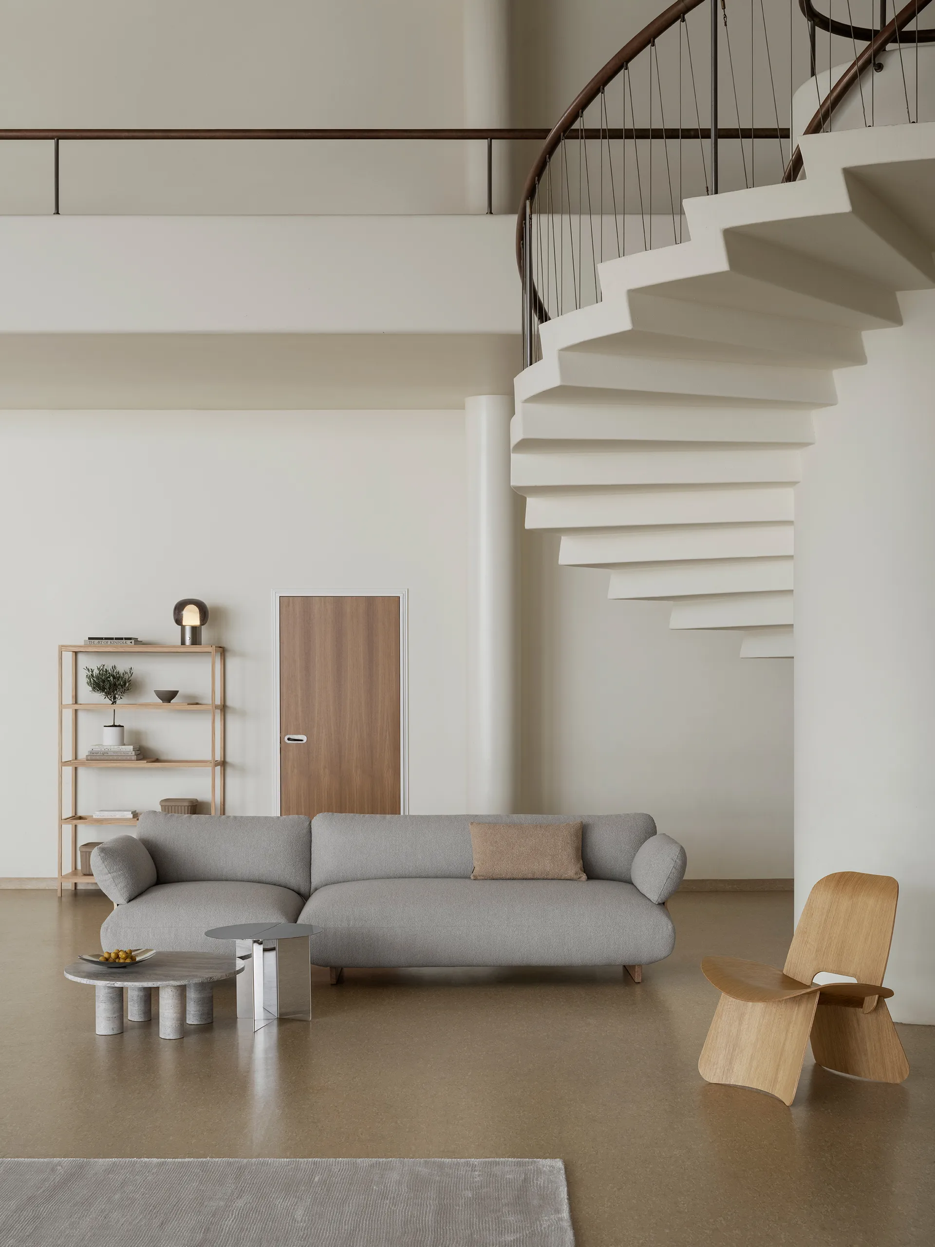 ORU sivupöytä M Ø50 cm, Kiillotettu ruostumaton teräs blomus