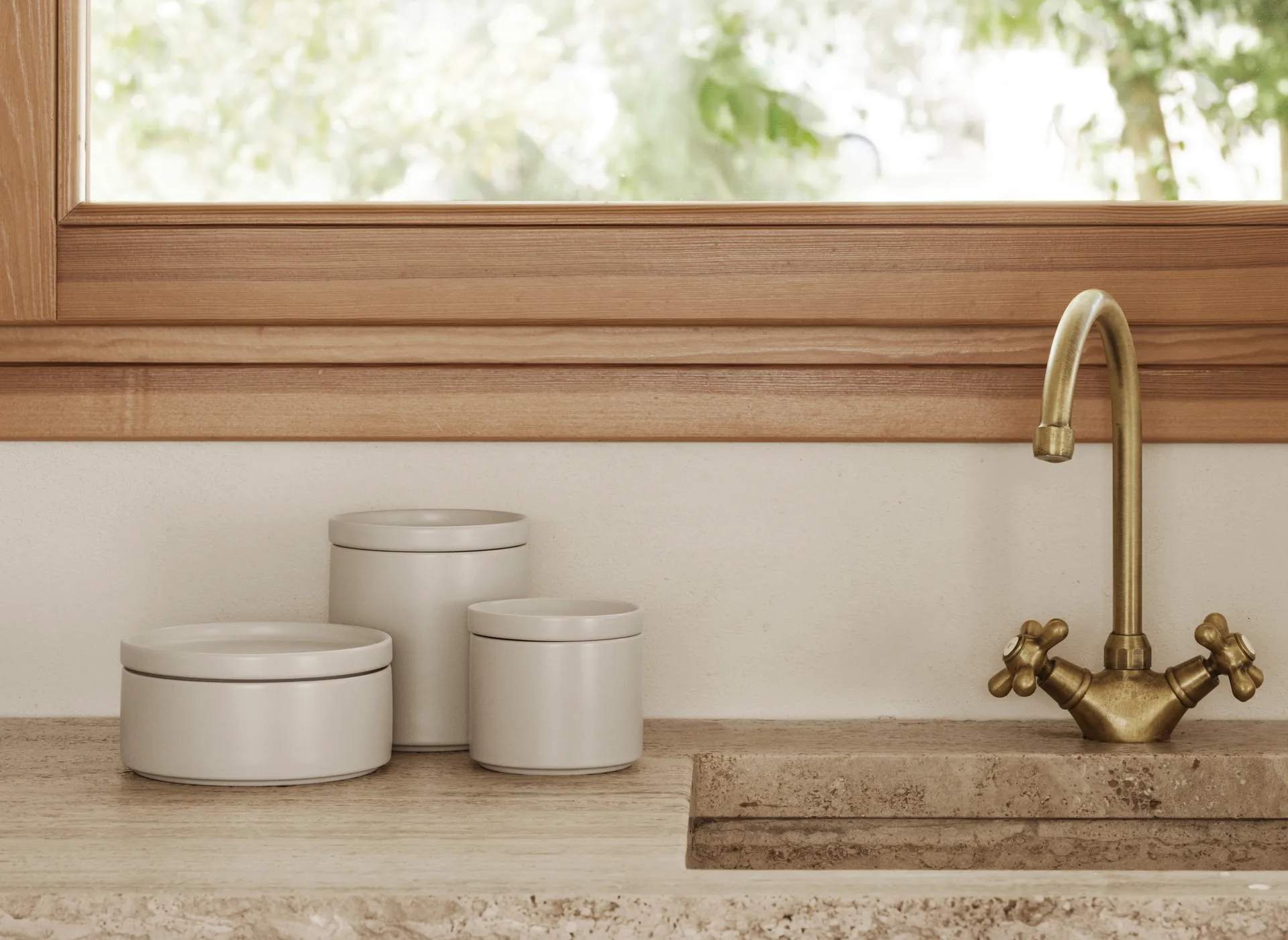 Pilar säilytyspurkki kannella, Moonbeam, Ø15,5×7,5 cm blomus