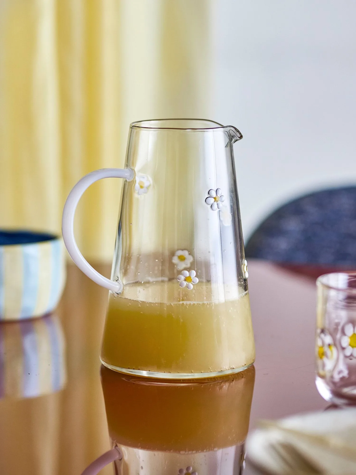 Buzz kannu, Kirkas, 82,5 cl Bloomingville