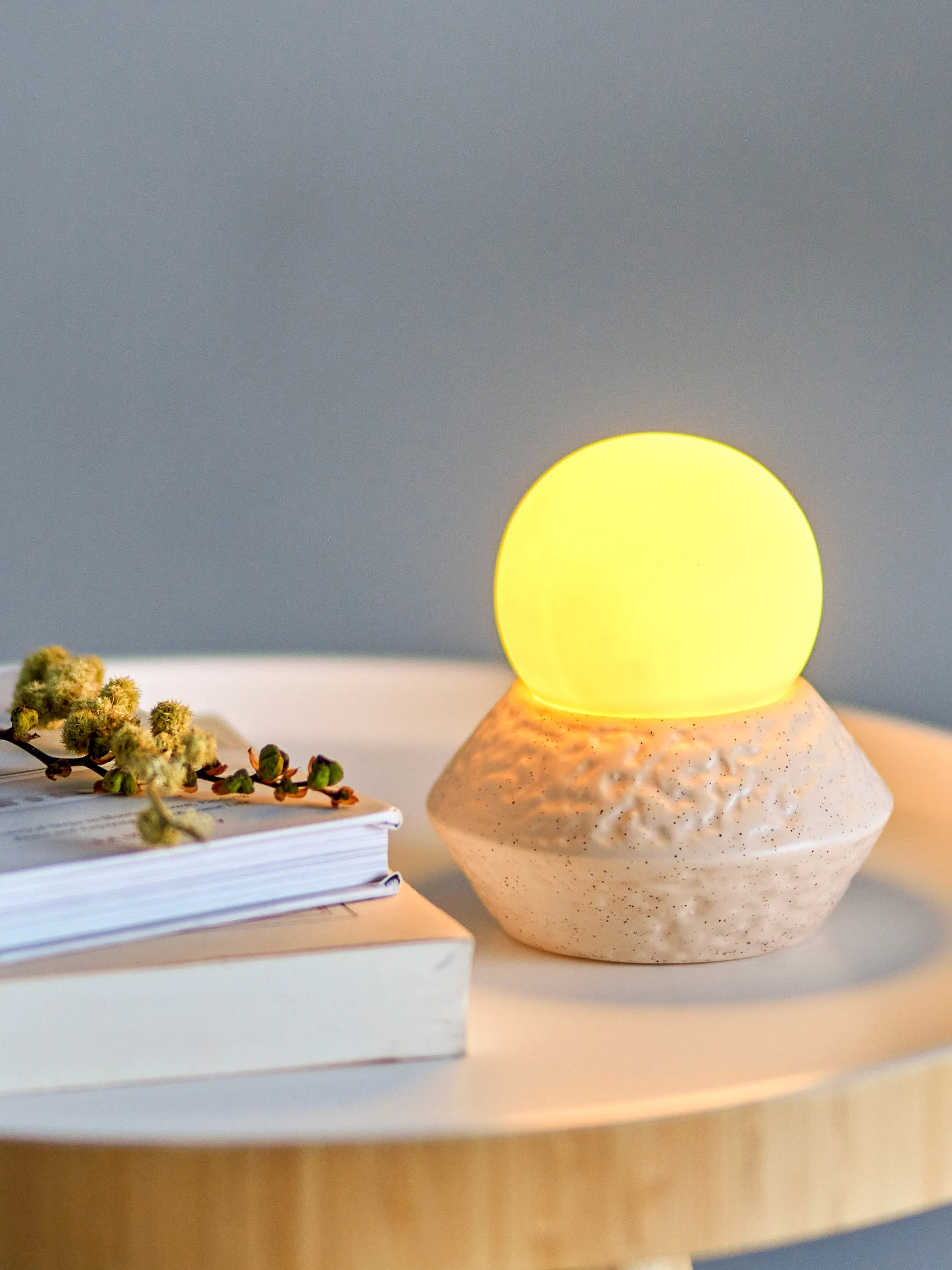 Capella kannettava pöytävalaisin Ø10x11 cm, White single Bloomingville