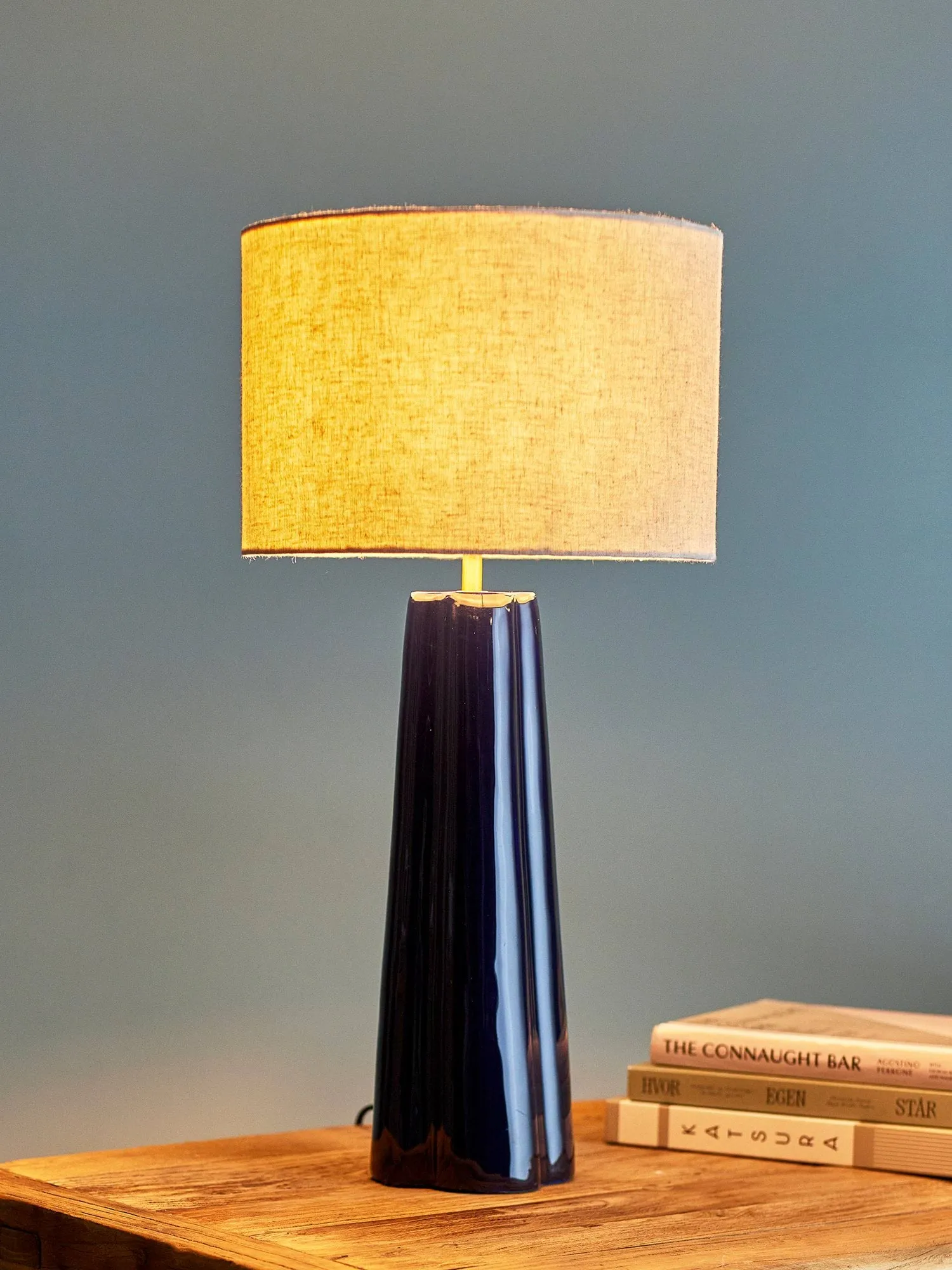 Cornelie pöytälamppu, Blue, Ø30 cm Bloomingville