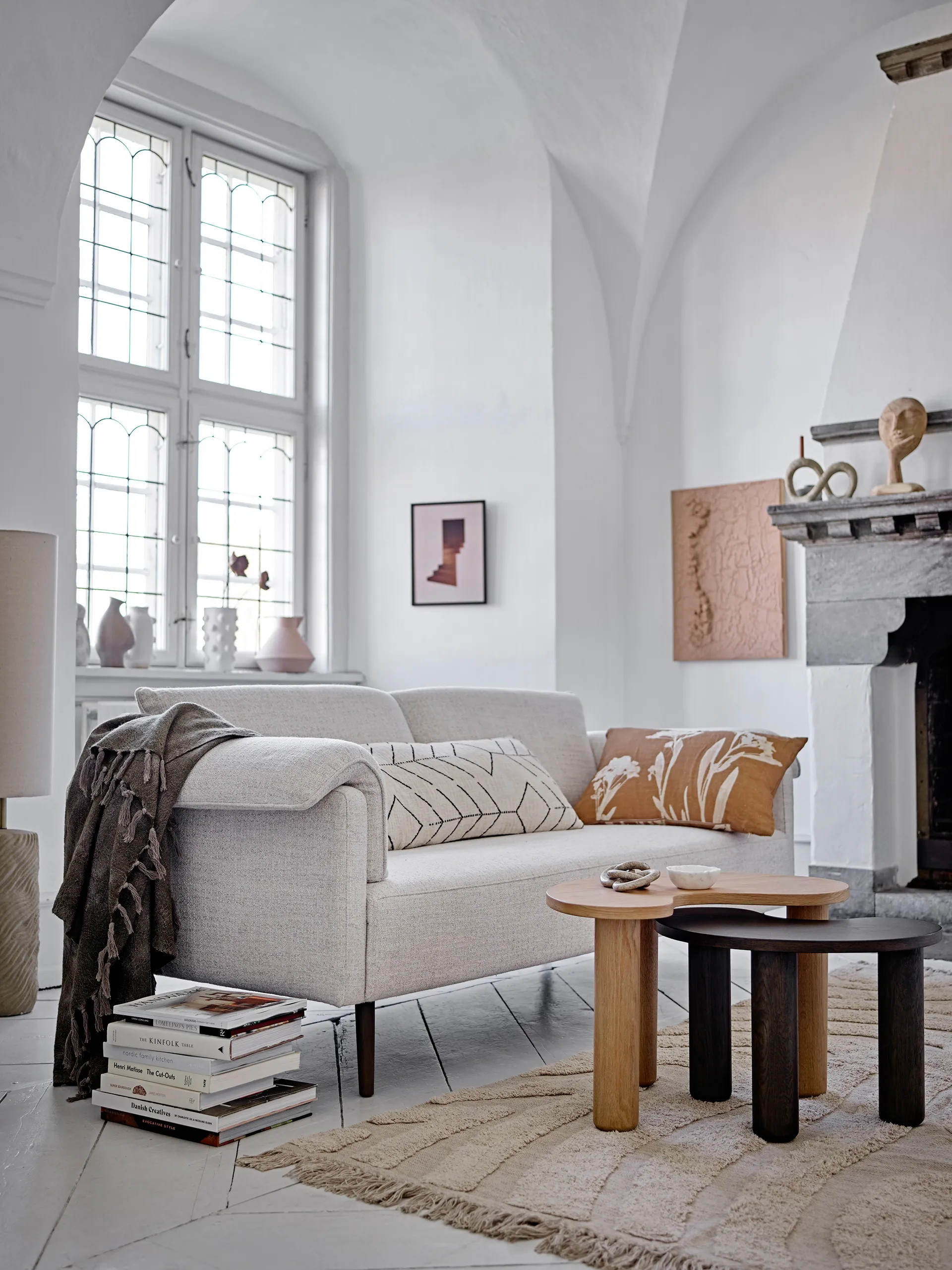 Dacian kynttilänjalka, Luonnonvärinen Bloomingville