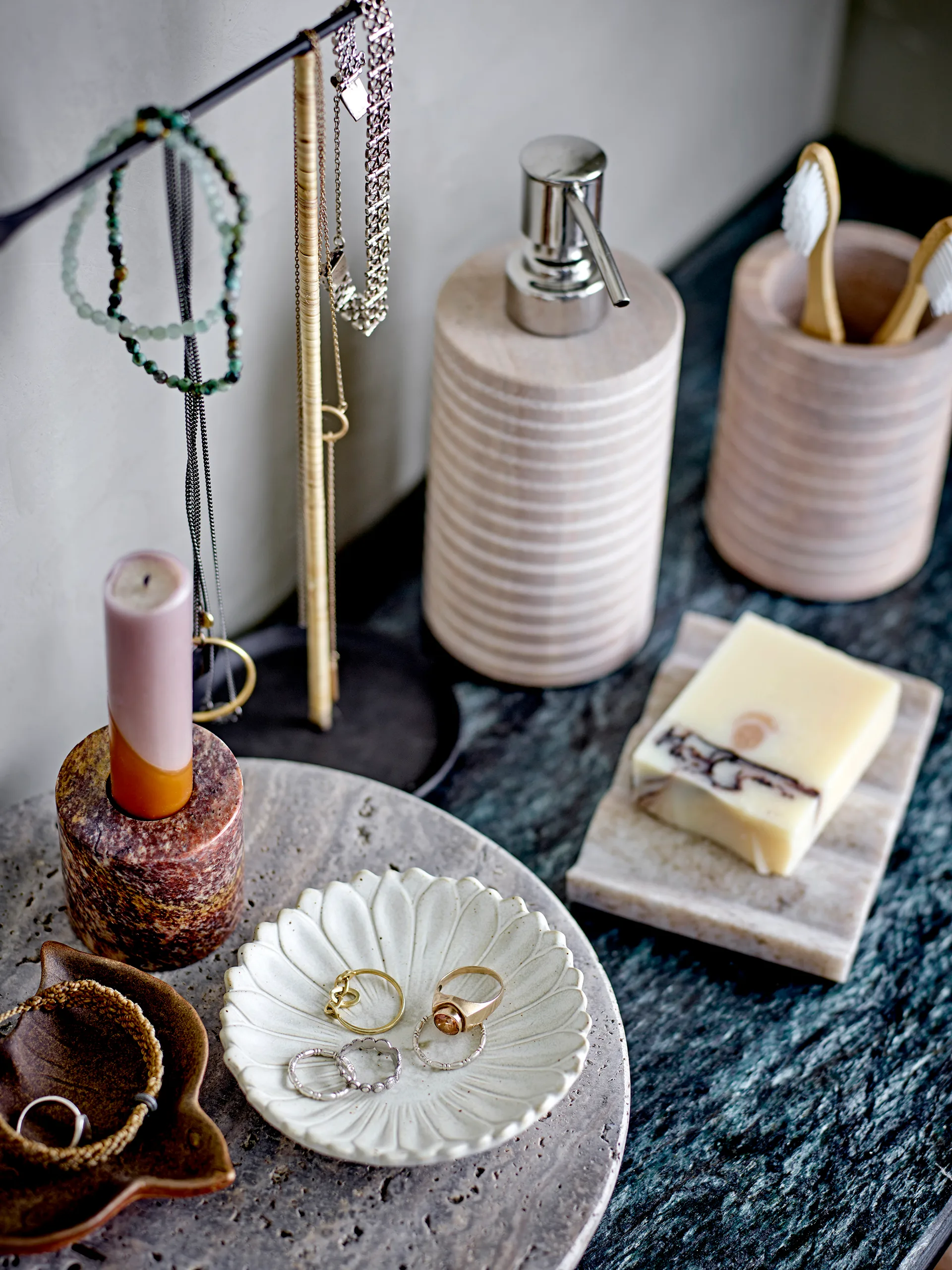 Damila saippuavati, Marmori luonnonvärinen Bloomingville