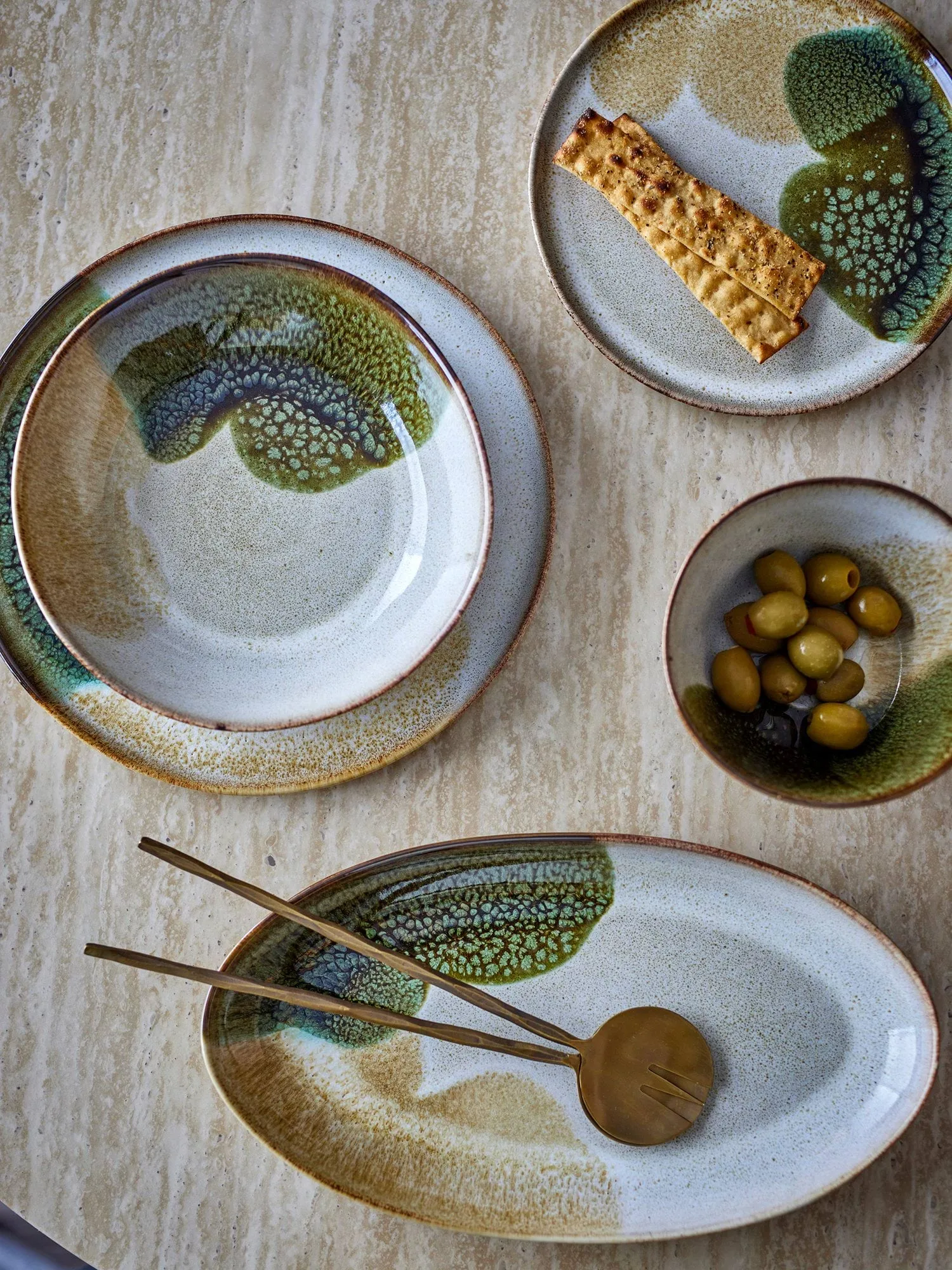 Jules tarjoiluvati, Green, 33,5x18,5 cm Bloomingville