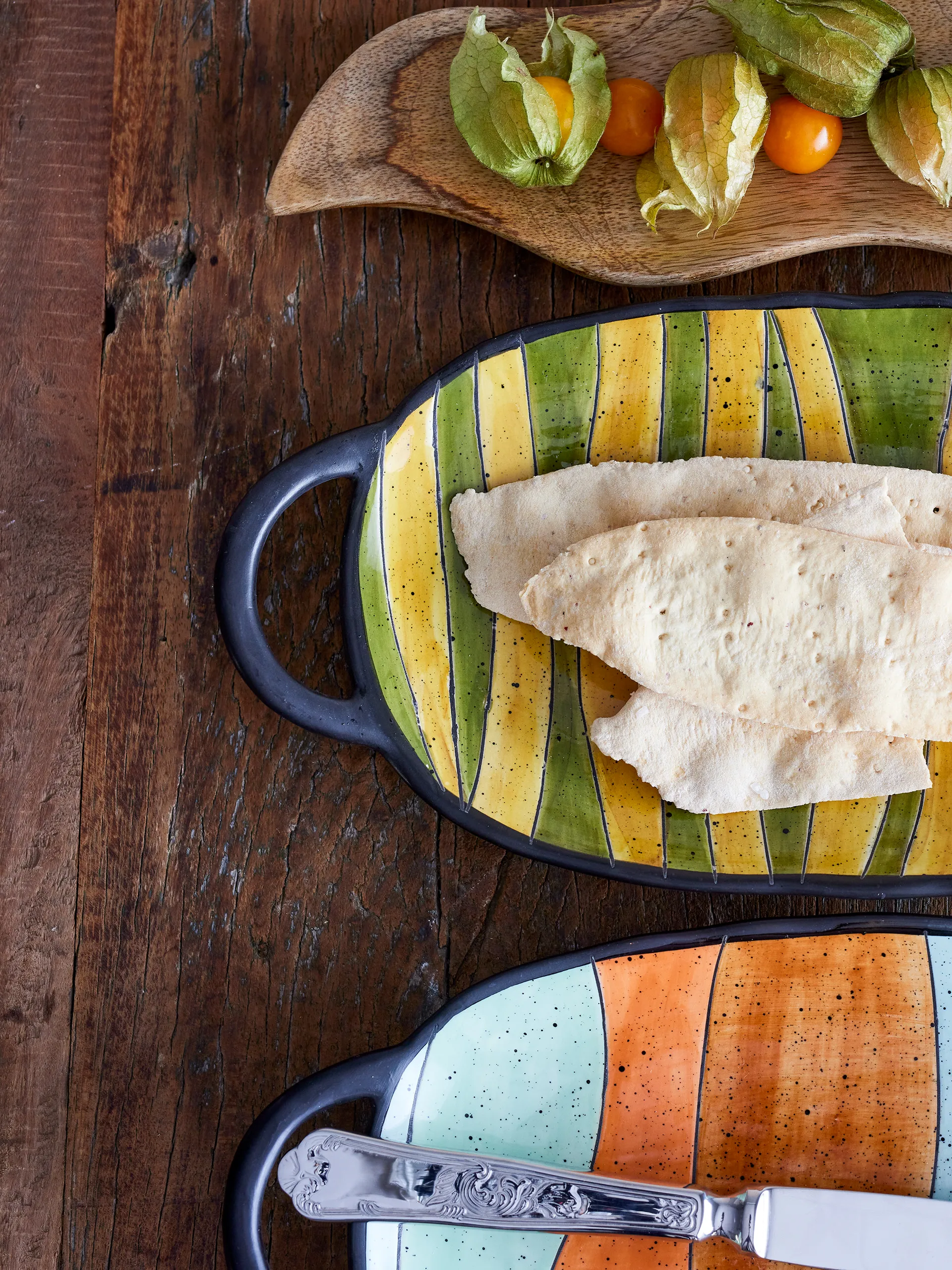 Lilie tarjoilulautanen kahvalla 15 x 32,5 cm, Vihreä Bloomingville