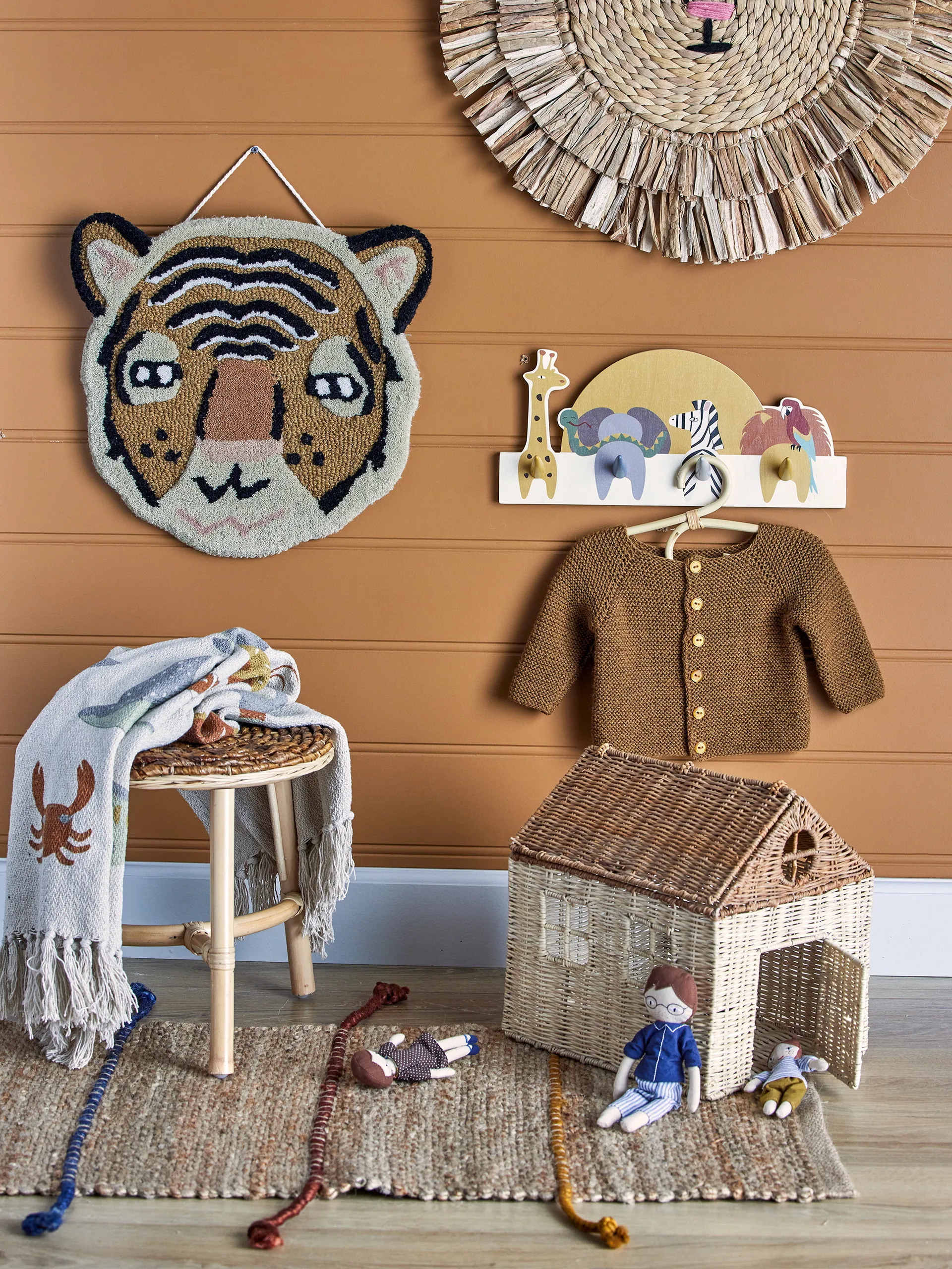 Mallen vaateripustin, Savanni Bloomingville