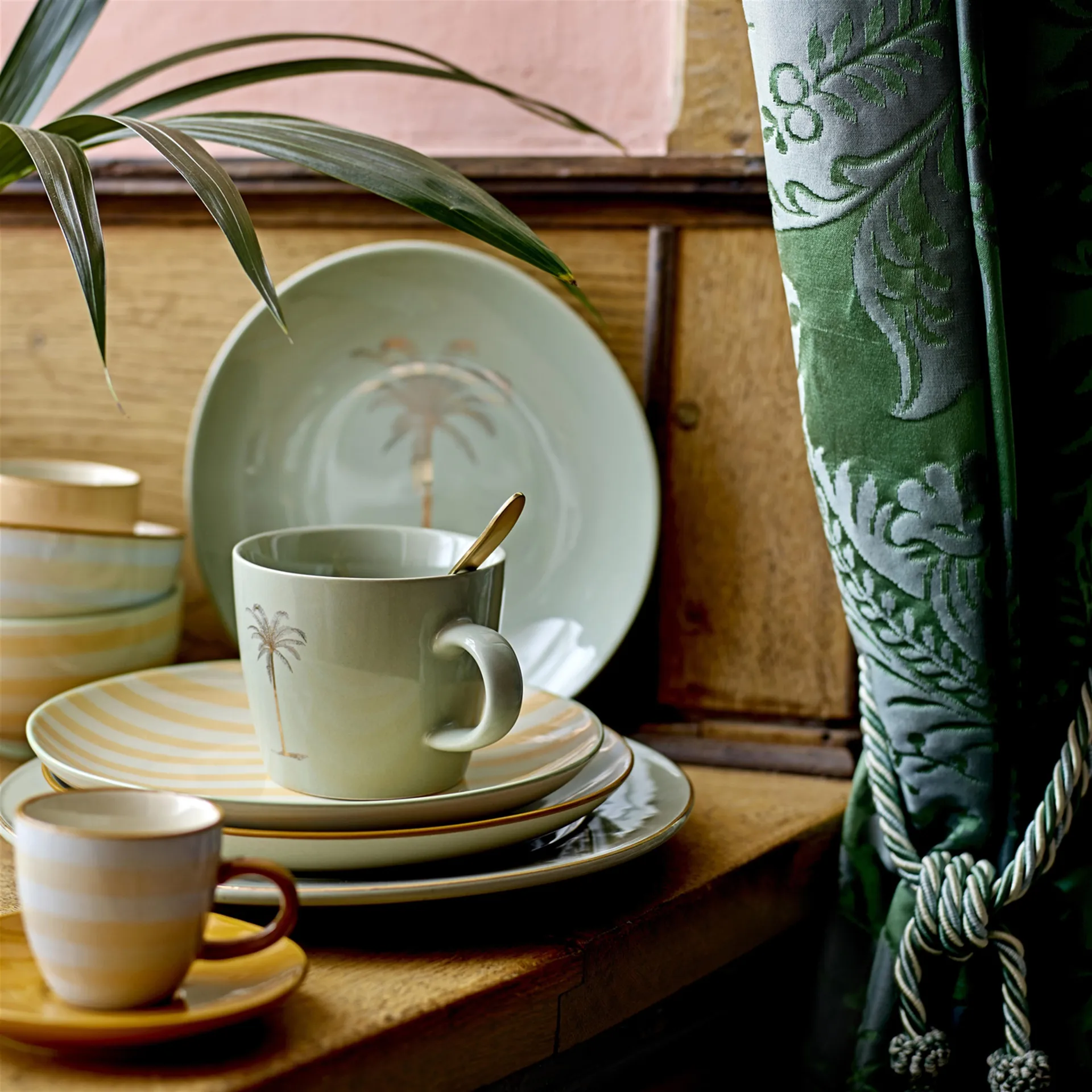 Miami -kuppi aluslautasella 2 osaa 6 cm Bloomingville