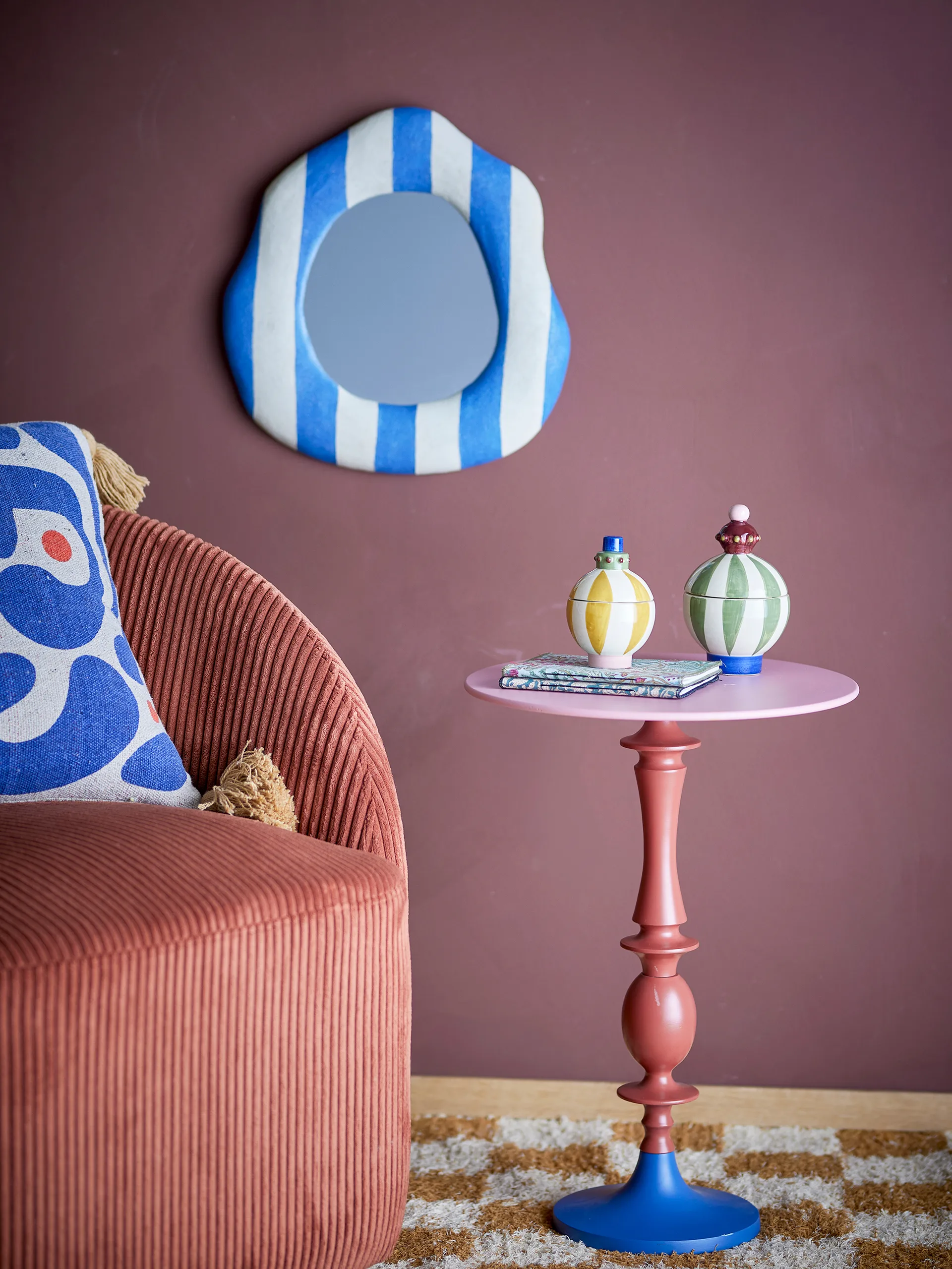 Muu sivupöytä Ø37,5 cm, Punainen Bloomingville