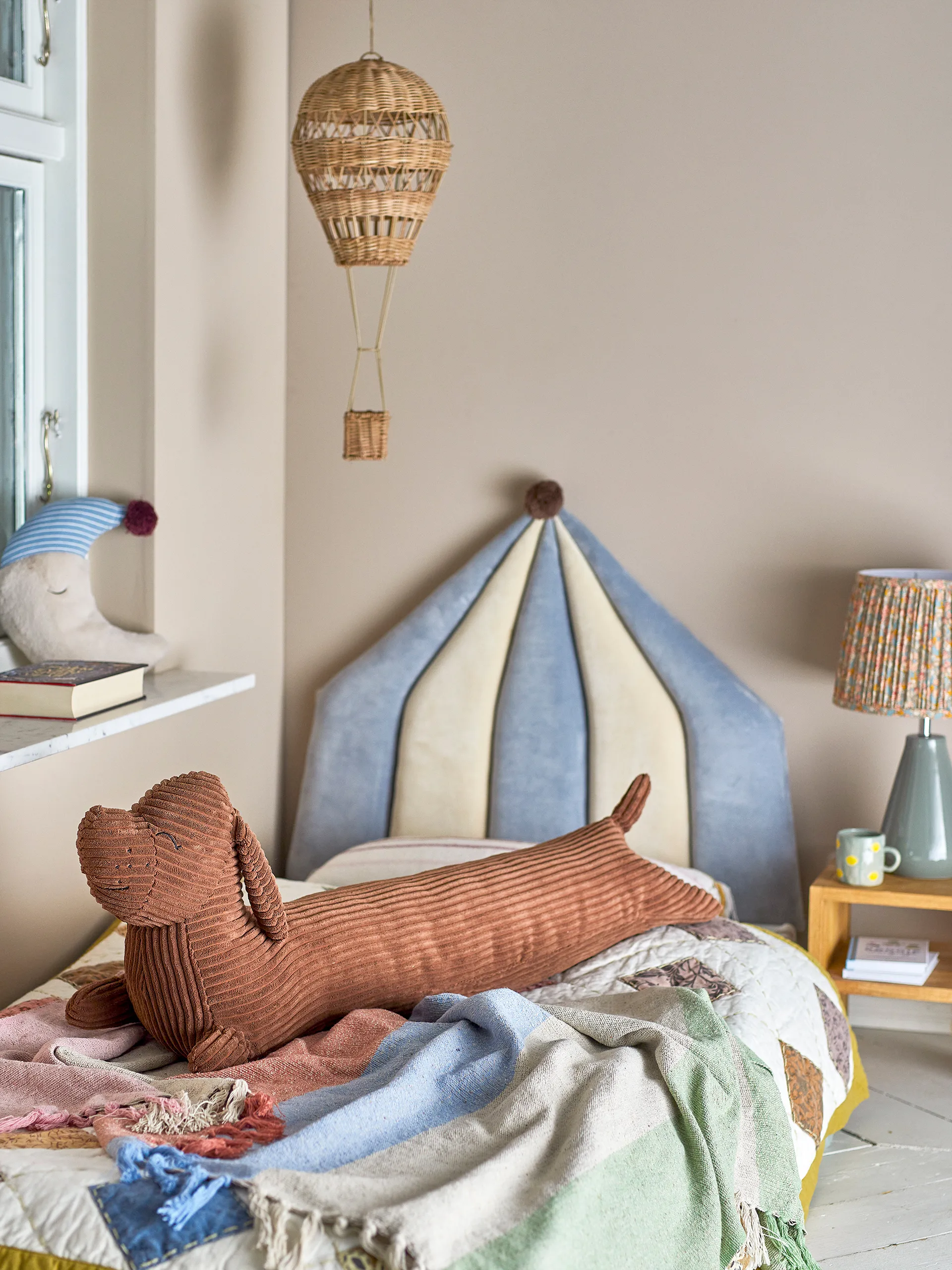 Palle pehmolelu 110 cm., Ruskea koira Bloomingville