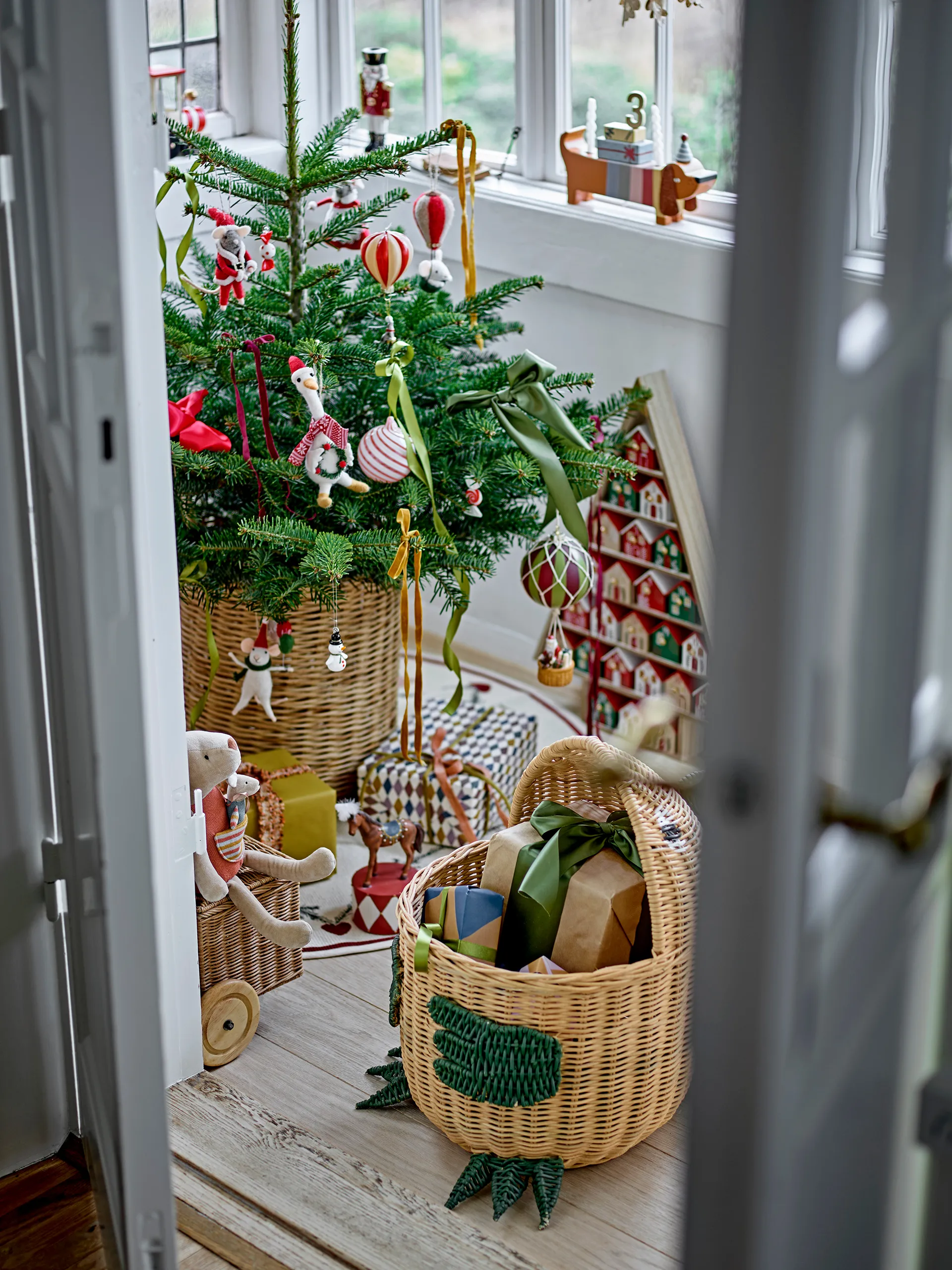 Peo joulukuusenkoriste villa, Valkoinen Bloomingville