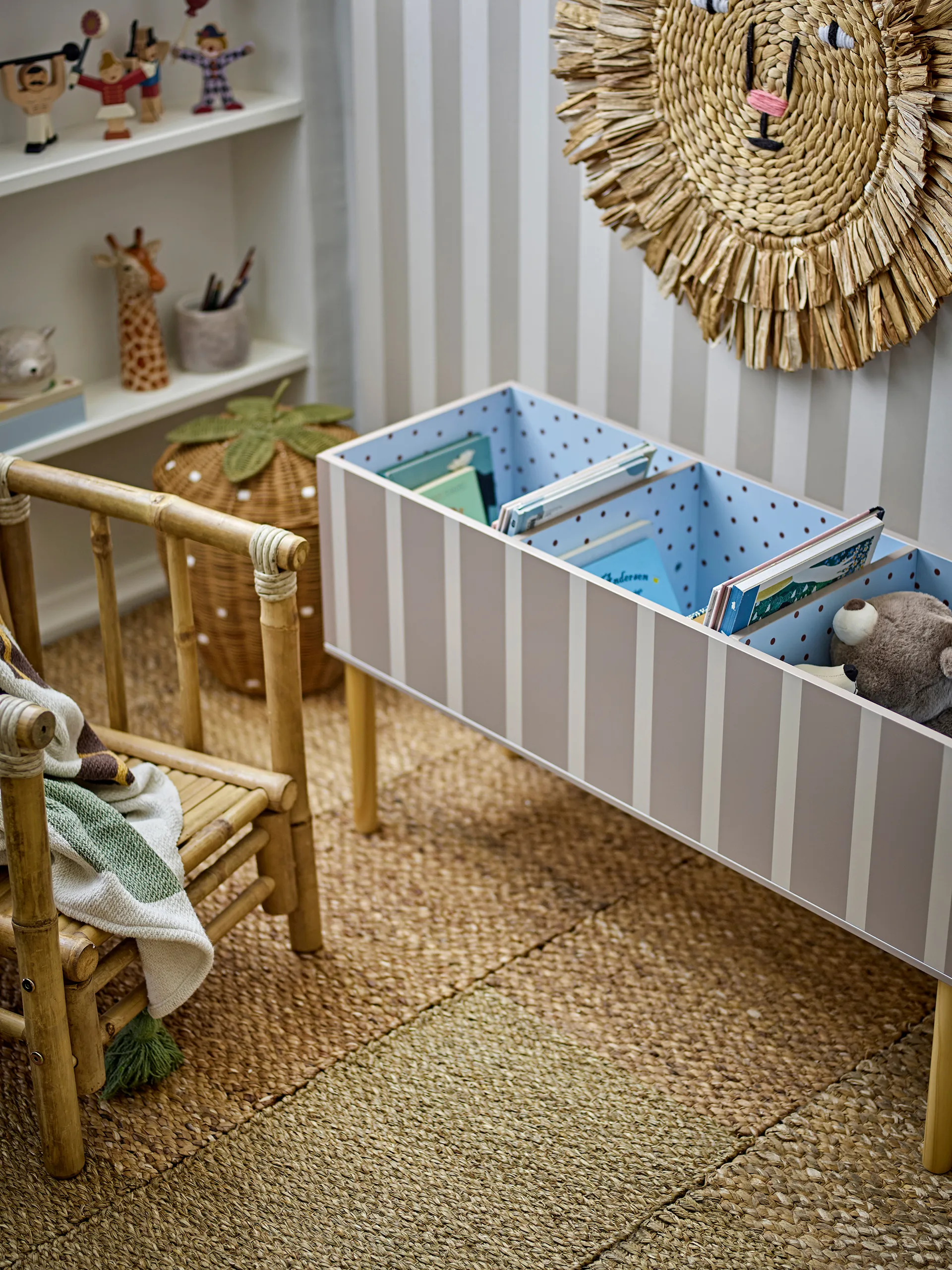 Salam kirjahyllyn pääty 90x50 cm, Ruskea Bloomingville