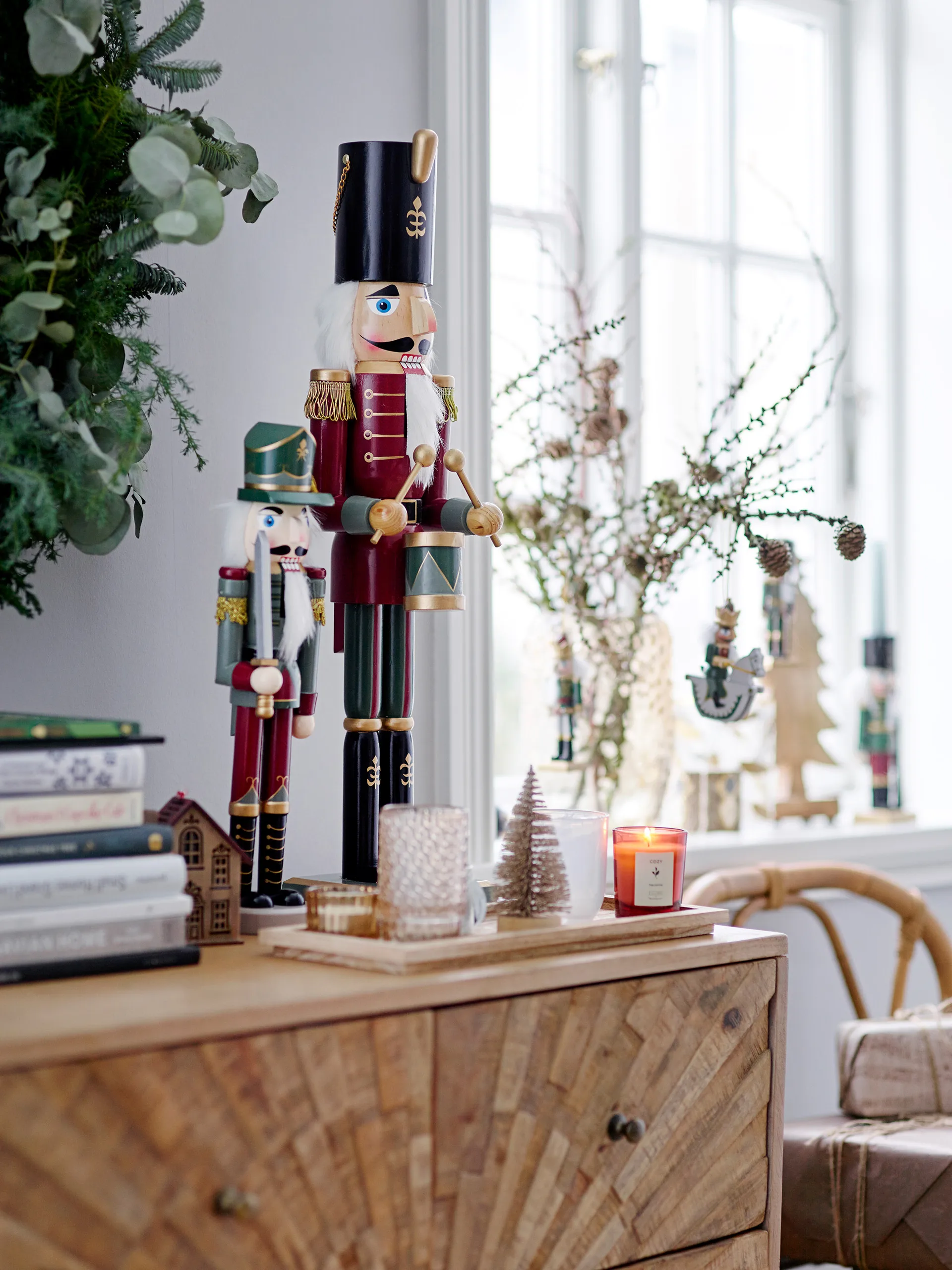 Sanga tarjotin ja lyhdyt 6 osaa, Gold Bloomingville