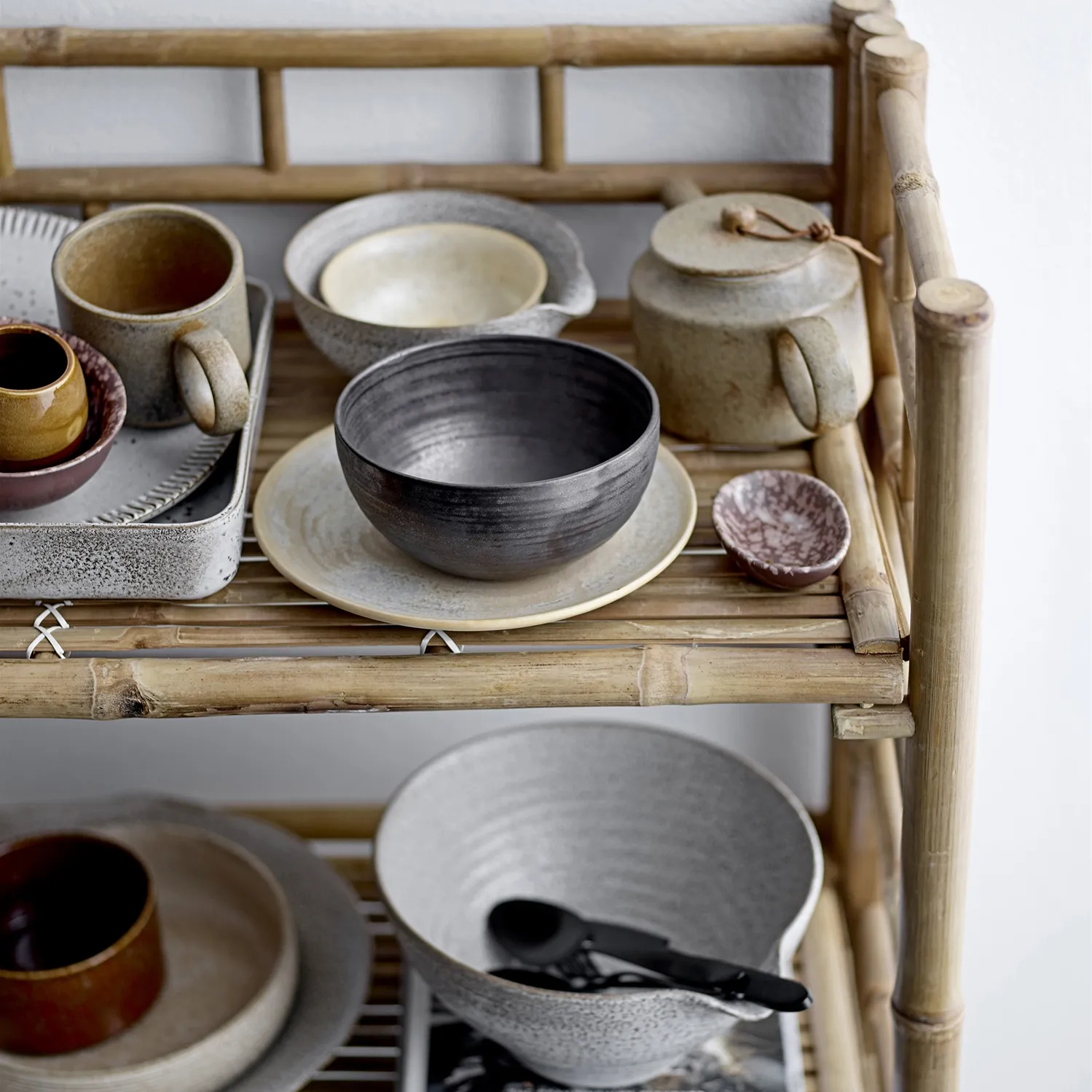 Thea kulho kivitavaraa, Ø 16,5 cm, Harmaa Bloomingville