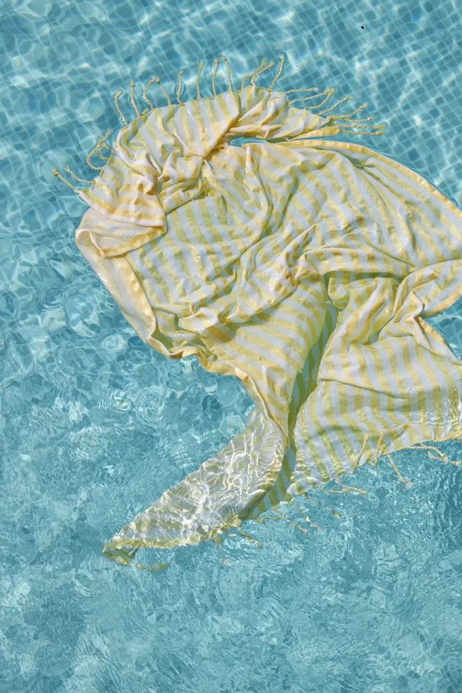 Höllviken kylpypyyhe 90 x 150 cm, Keltainen Boel & Jan