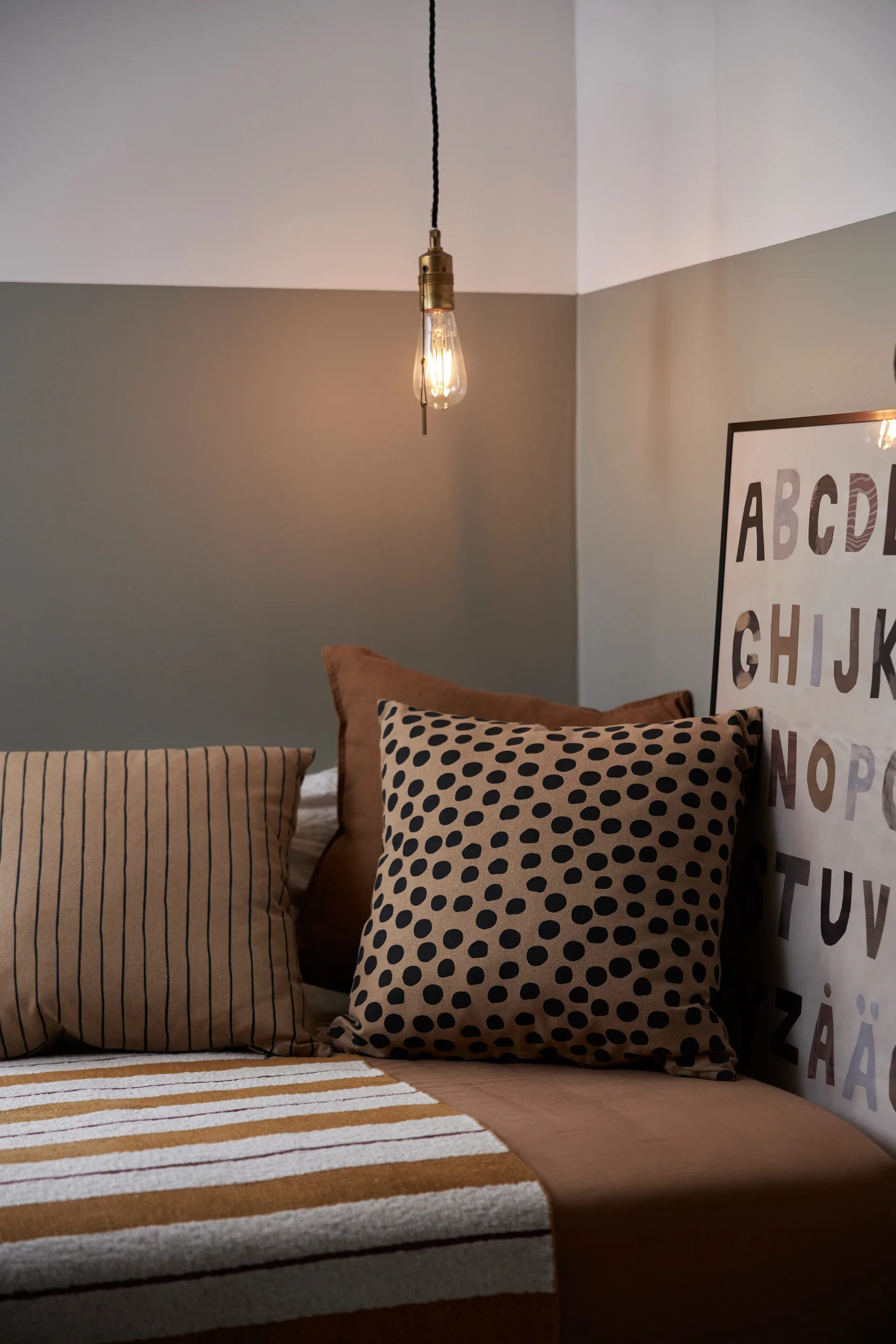 Sabina tyynynpäällinen 45 x 45 cm, Vaaleanruskea Boel & Jan