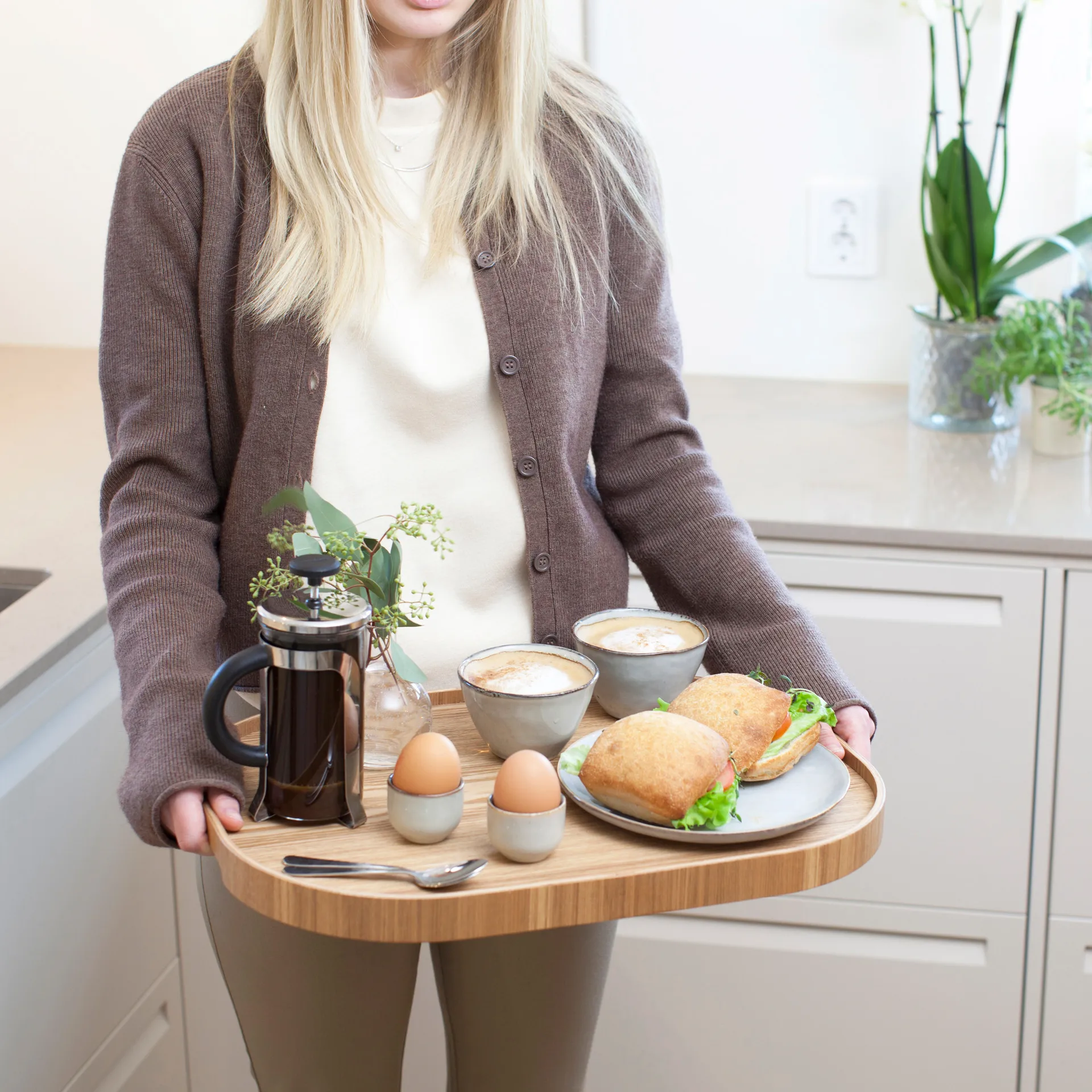 Bosign tarjoiluvati curveline large 34 x 47 cm, Paju Bosign