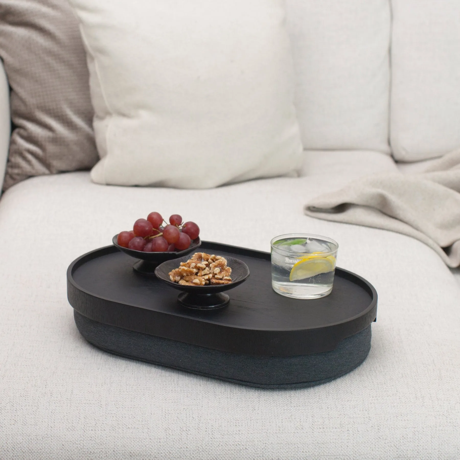 CurveLine™ liukueste polvitarjotin 39x26 cm, Musta paju harmaa Bosign