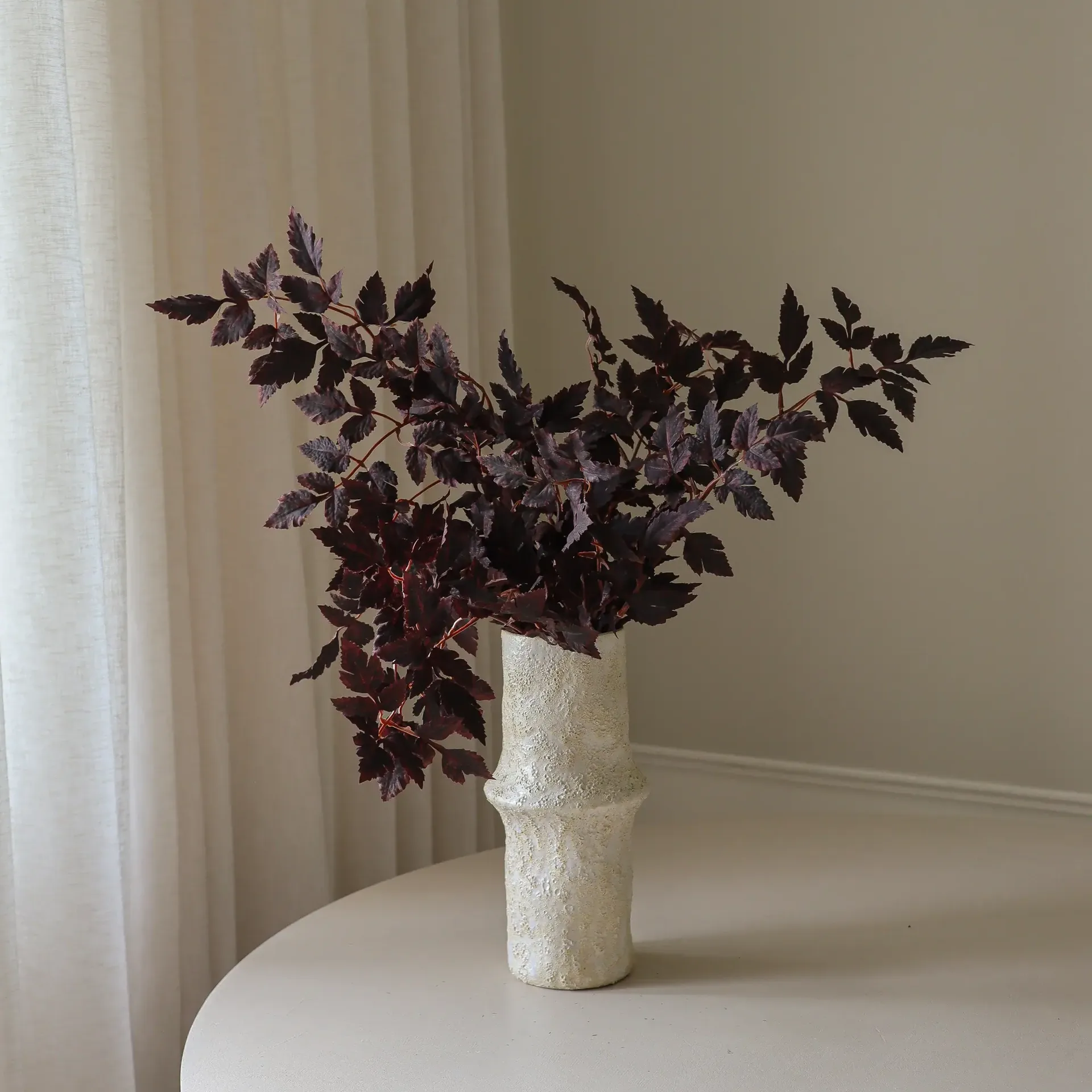 Burgundy Plum Leaves tekokimppu, Punainen, 85 cm, 1 kpl Botané