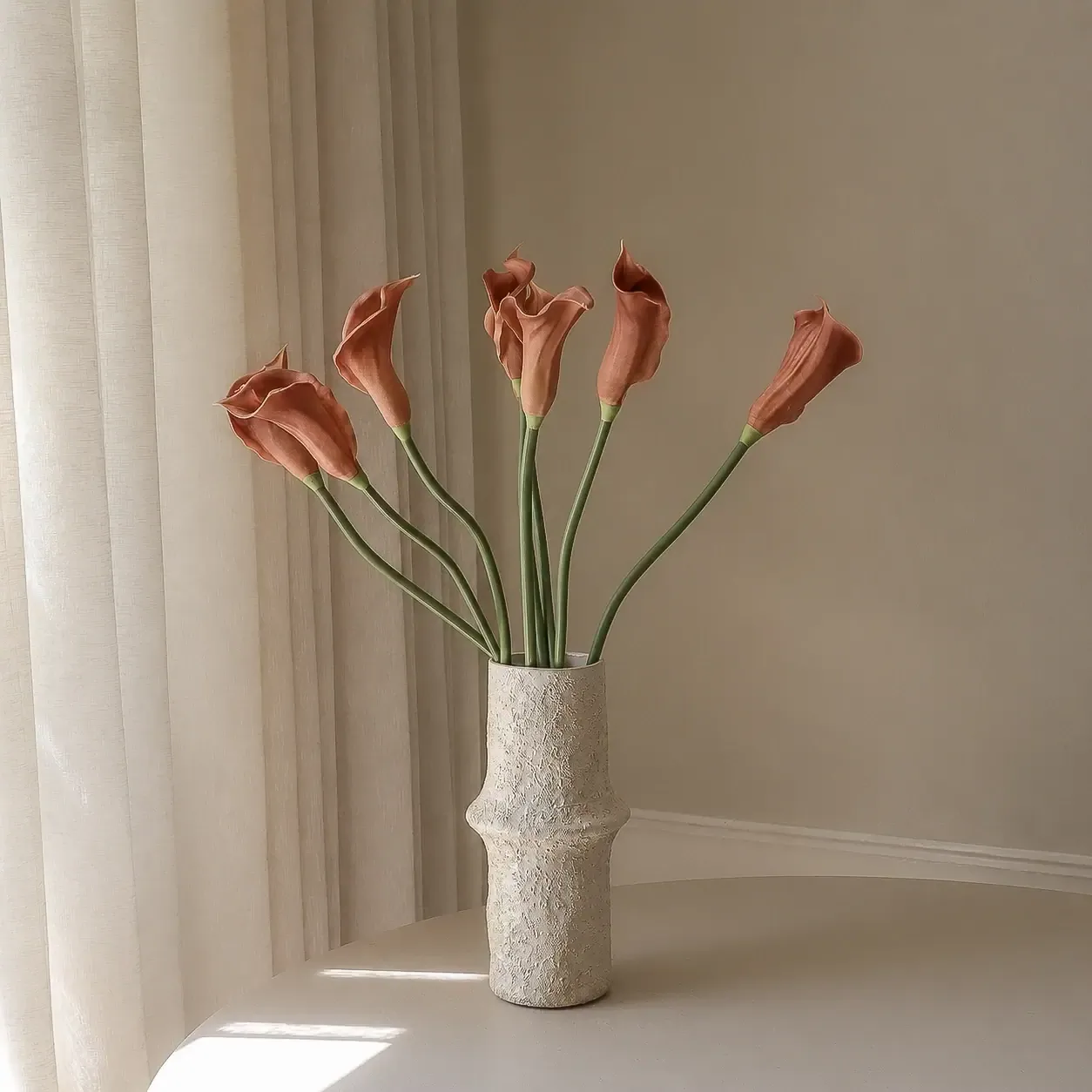 Calla-lilja tekokukkakimppu, Ruskea, 62 cm, 8 kpl Botané