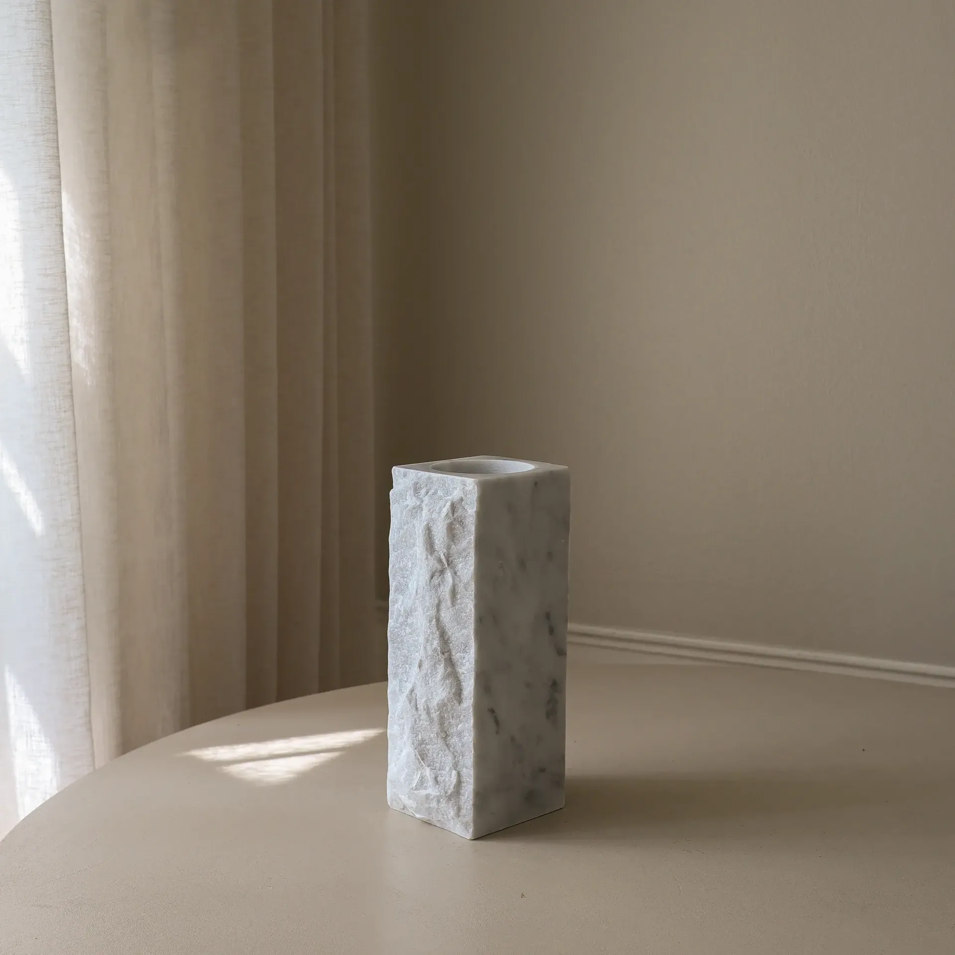 Carrara Edge marmorimaljakko, Medium, 30 cm Botané