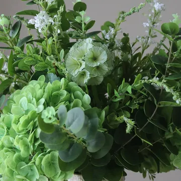 Deep Green tekokimppu - Hortensia–villikukat–eukalyptus–ohdake 15 kpl - Botané