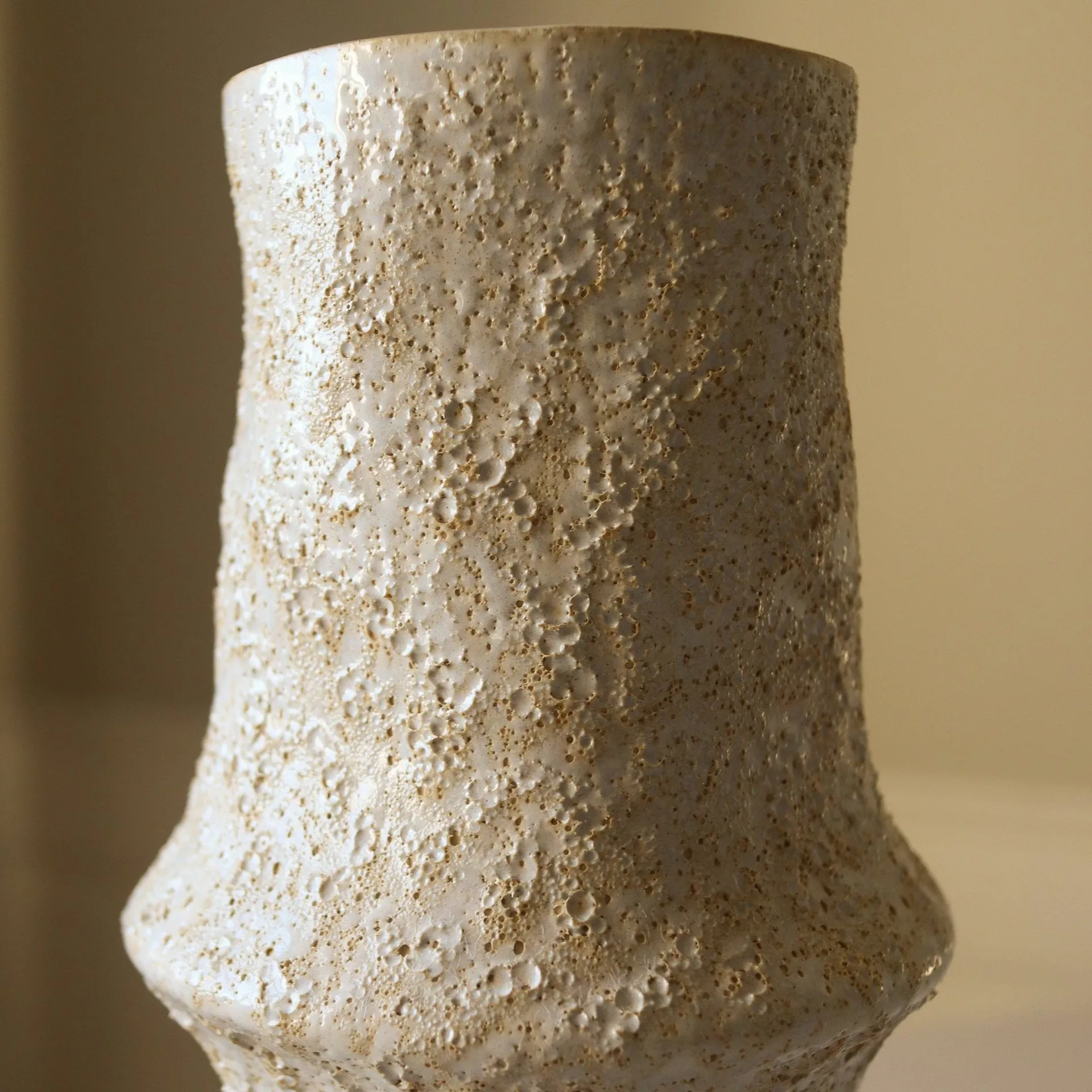 Earth keramiikkamaljakko, Large, Ø10x30,5 cm Botané
