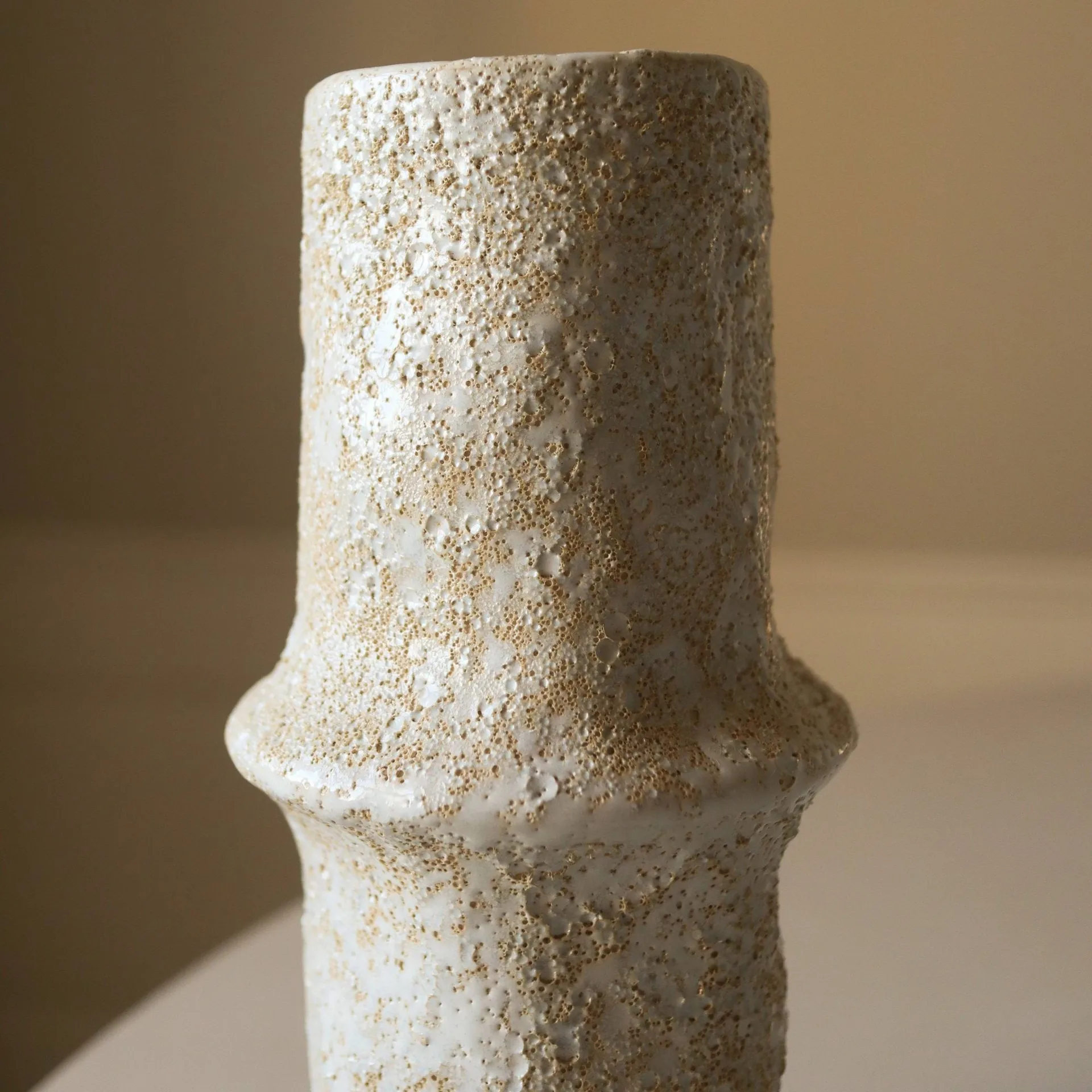 Earth keramiikkamaljakko, Pieni, Ø8x24,5 cm Botané