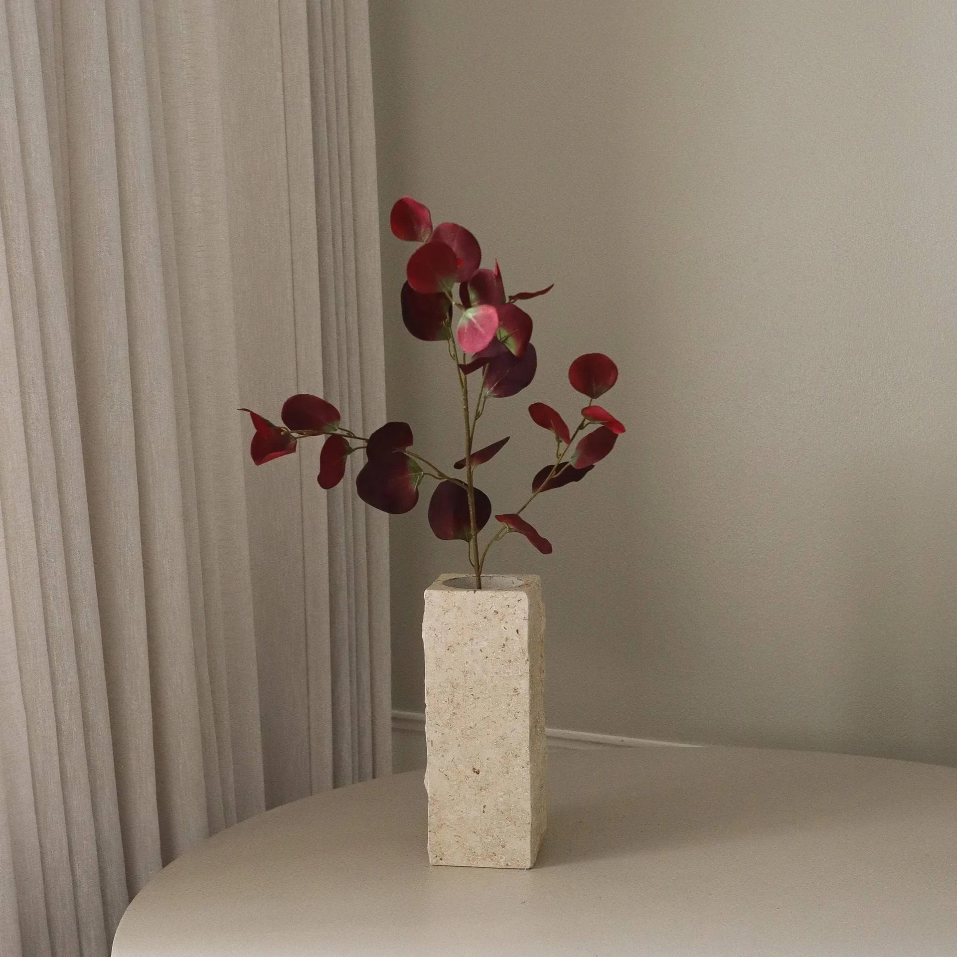 Eukalyptus tekokasvin oksa, Burgundy, 84 cm Botané